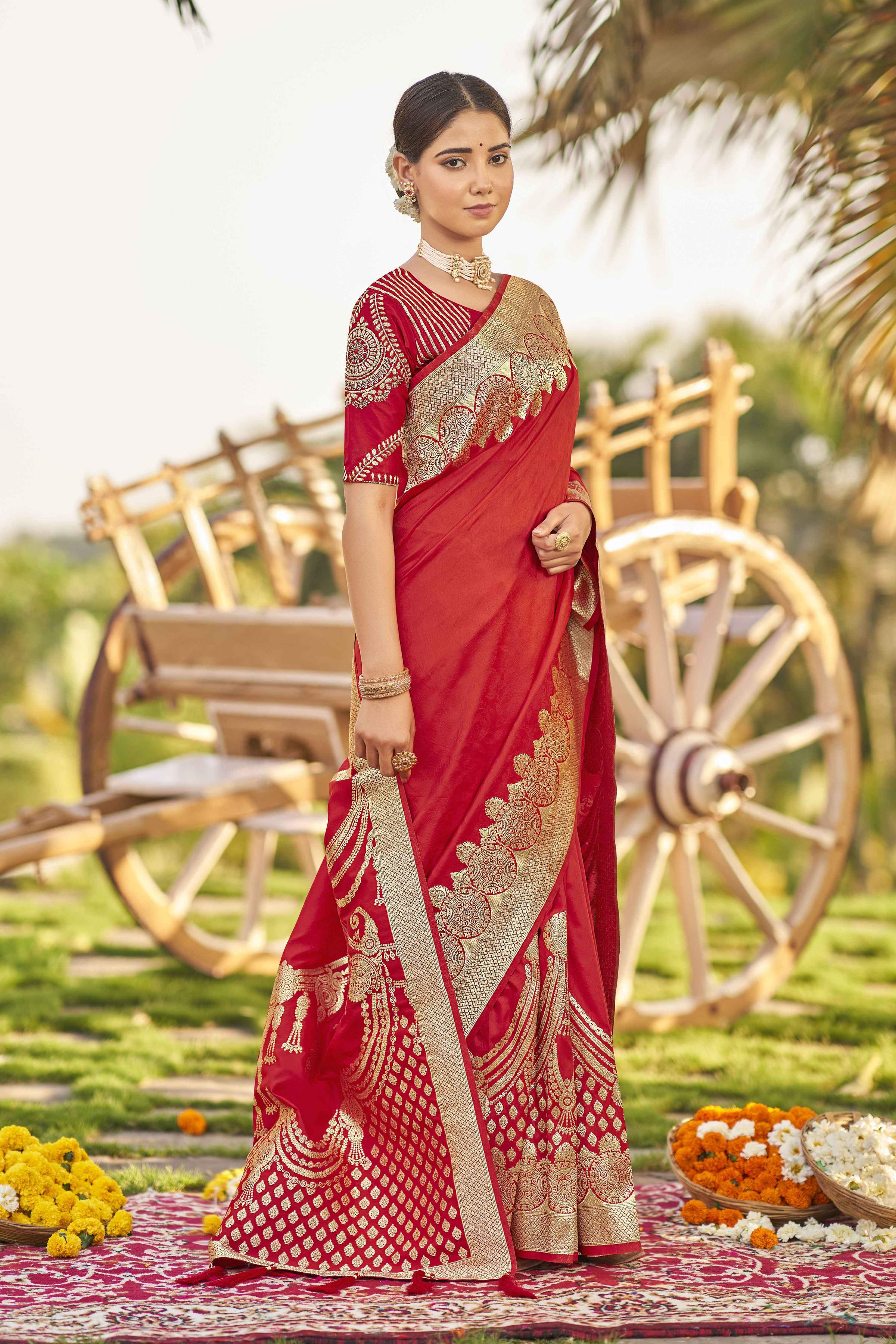 MANOHARI Banarasi Silk Blend Jacquard Work Saree - Red | Grocsy