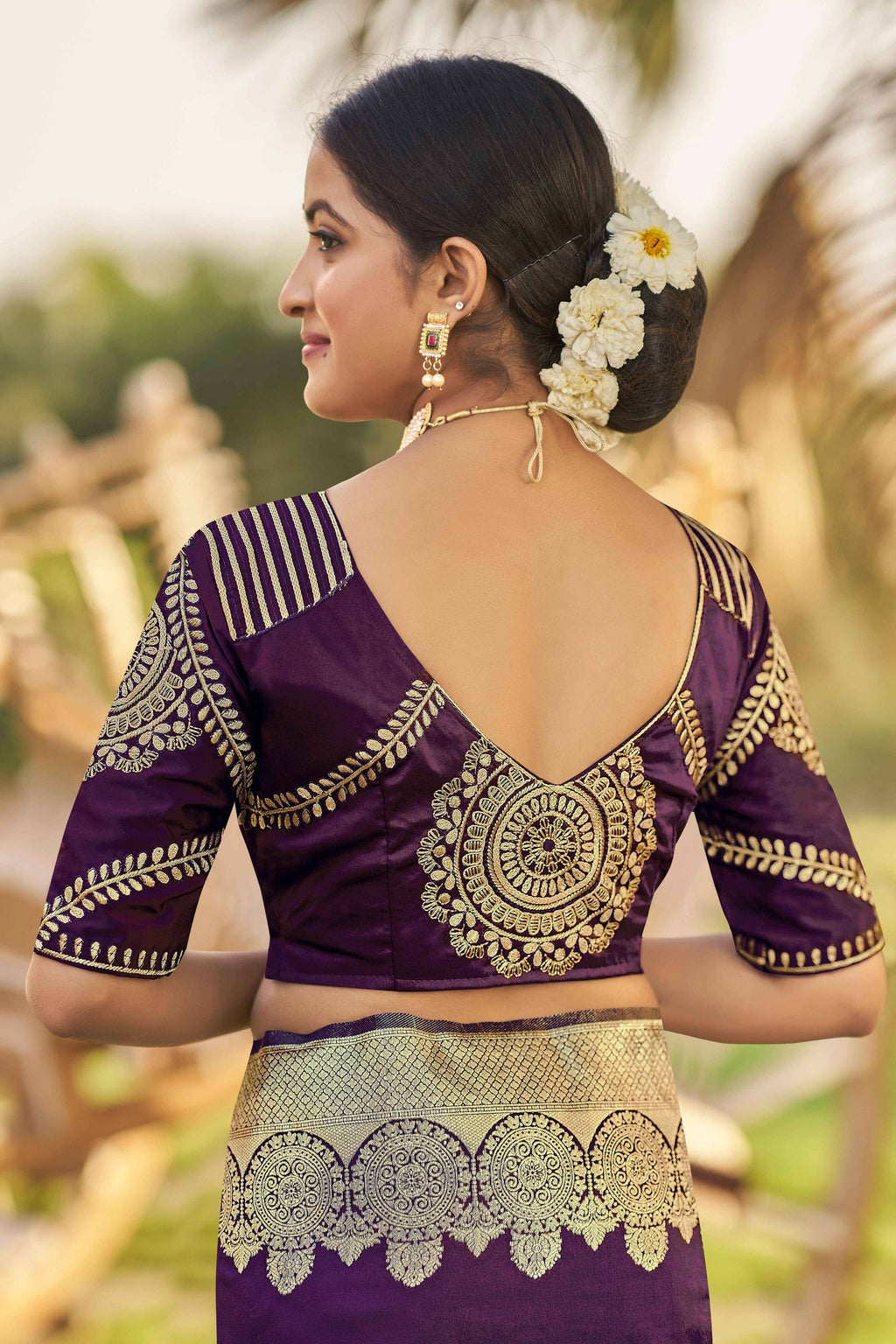 MANOHARI Banarasi Silk Blend Jacquard Work Saree - Purple | Grocsy