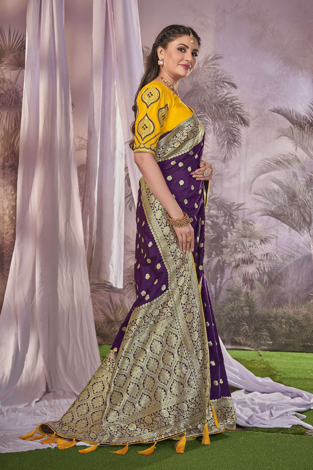 MANOHARI Banarasi Silk Blend Jacquard Work Saree - Purple | Grocsy