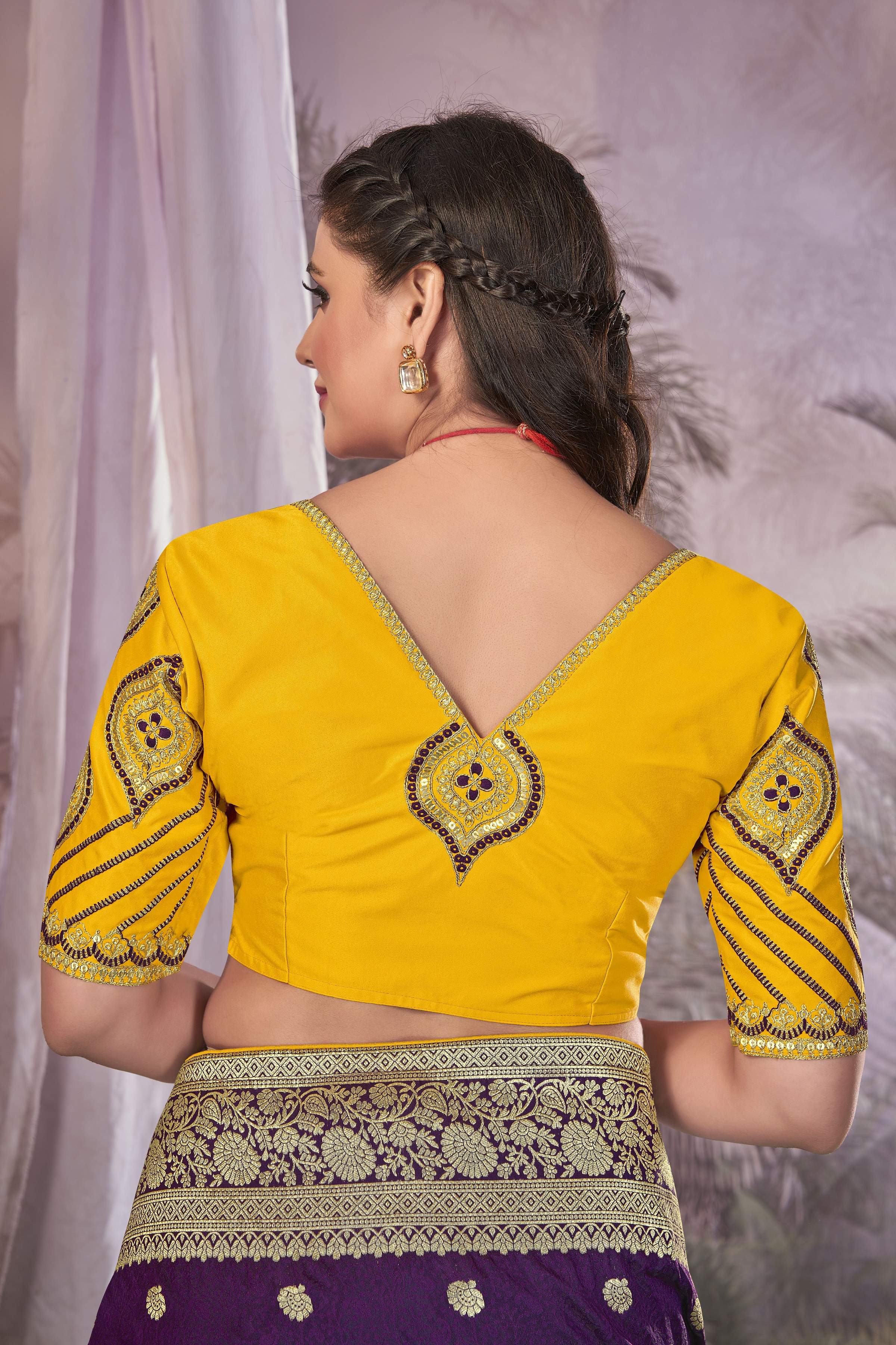 MANOHARI Banarasi Silk Blend Jacquard Work Saree - Purple | Grocsy