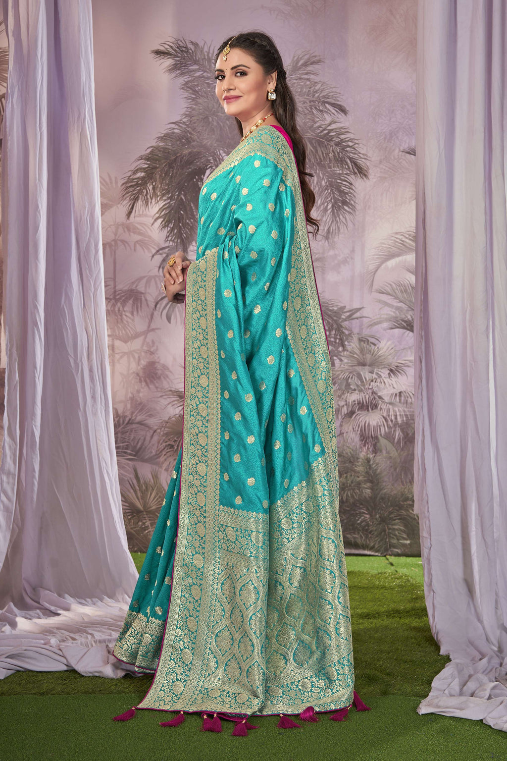 MANOHARI Banarasi Silk Blend Jacquard Work Saree - Blue | Grocsy