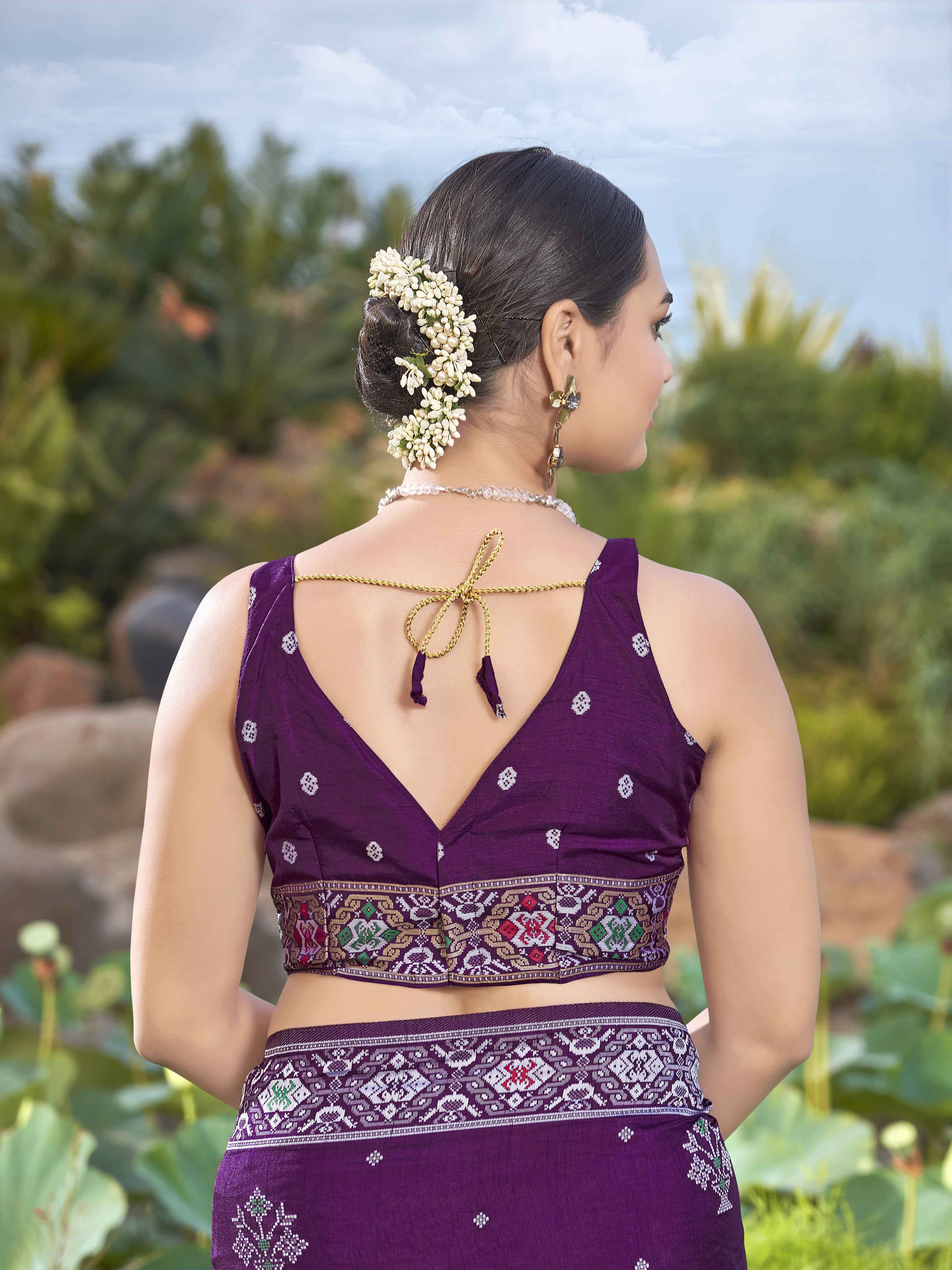 MANOHARI Banarasi Silk Blend Jacquard Work Saree - Purple | Grocsy