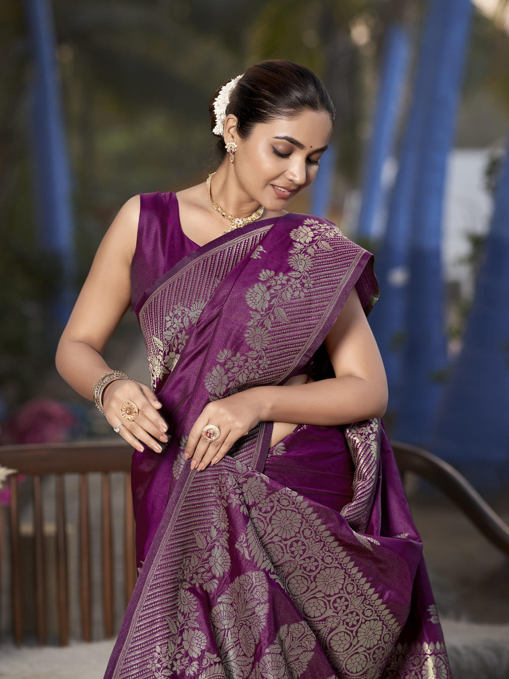 MANOHARI Banarasi Silk Blend Jacquard Work Saree - Purple | Grocsy