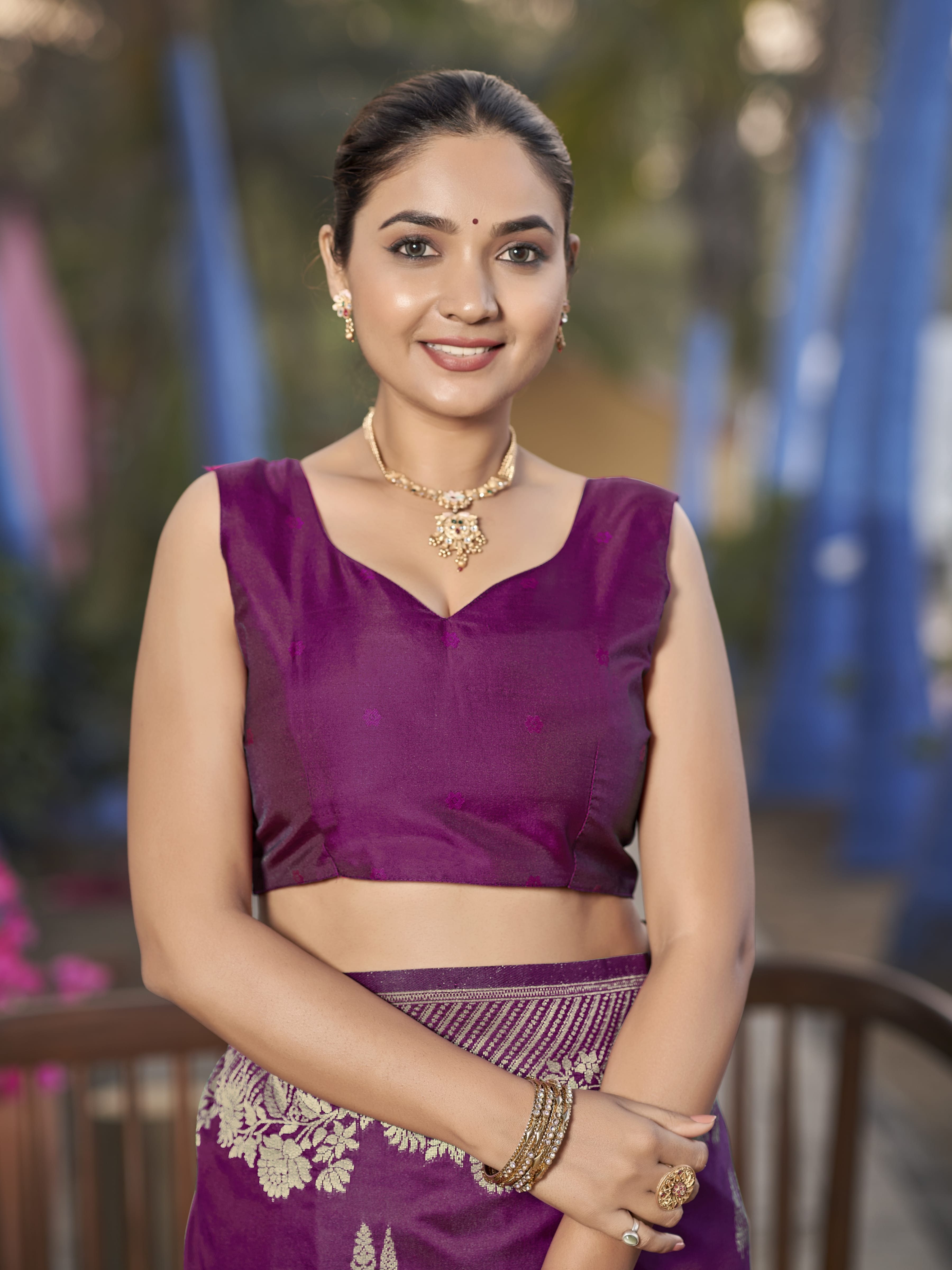 MANOHARI Banarasi Silk Blend Jacquard Work Saree - Purple | Grocsy