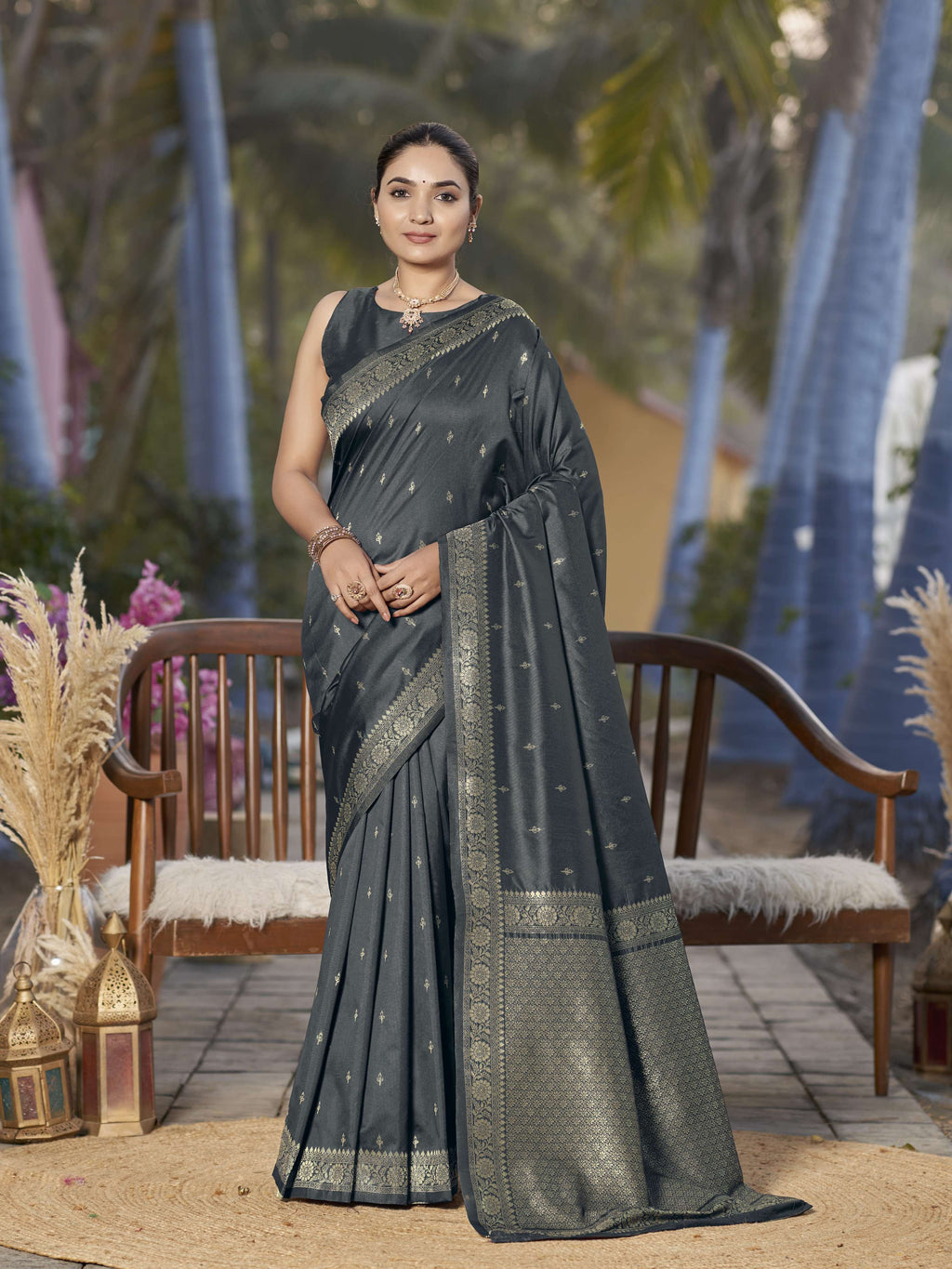 MANOHARI Banarasi Silk Blend Jacquard Work Saree - Grey | Grocsy