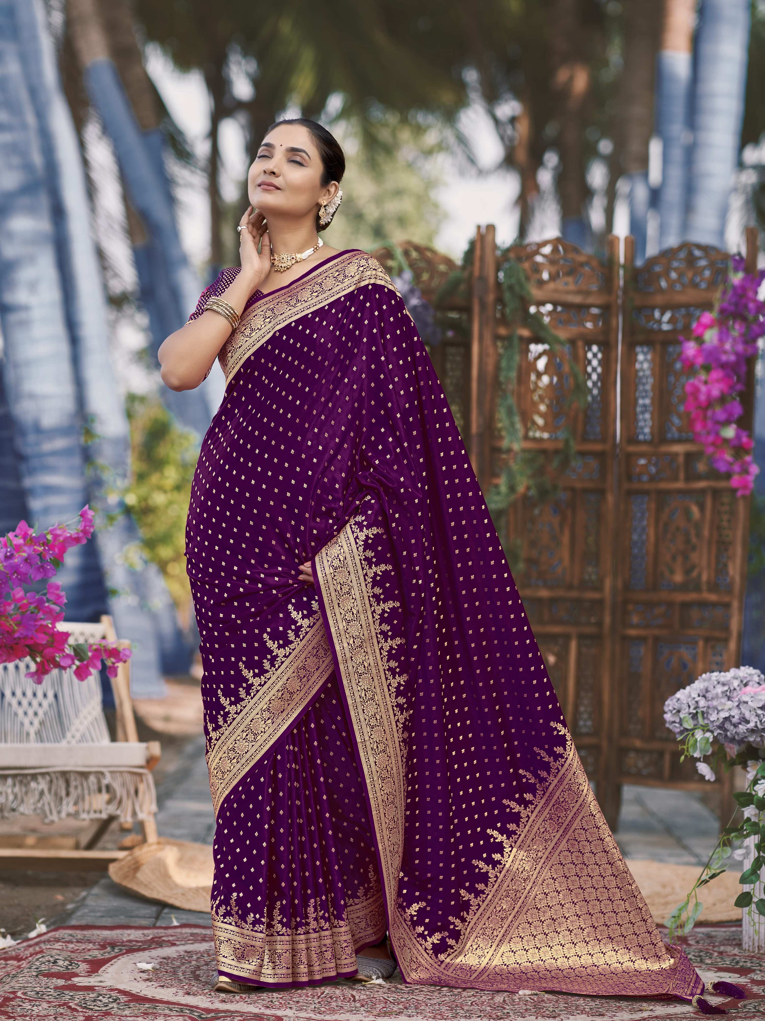 MANOHARI Banarasi Silk Blend Jacquard Work Saree - Purple | Grocsy