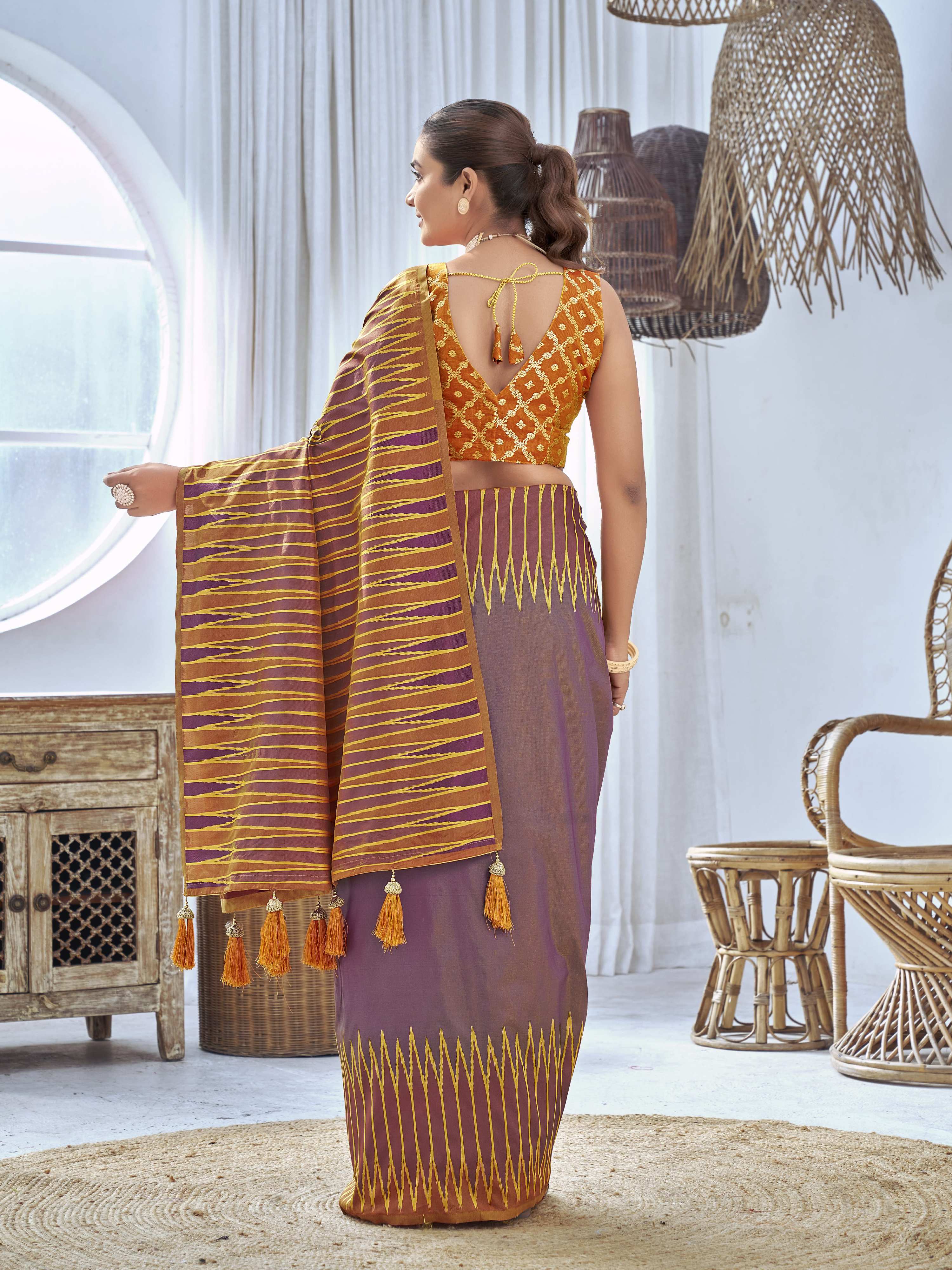 MANOHARI Banarasi Silk Blend Jacquard Work Saree - Purple | Grocsy