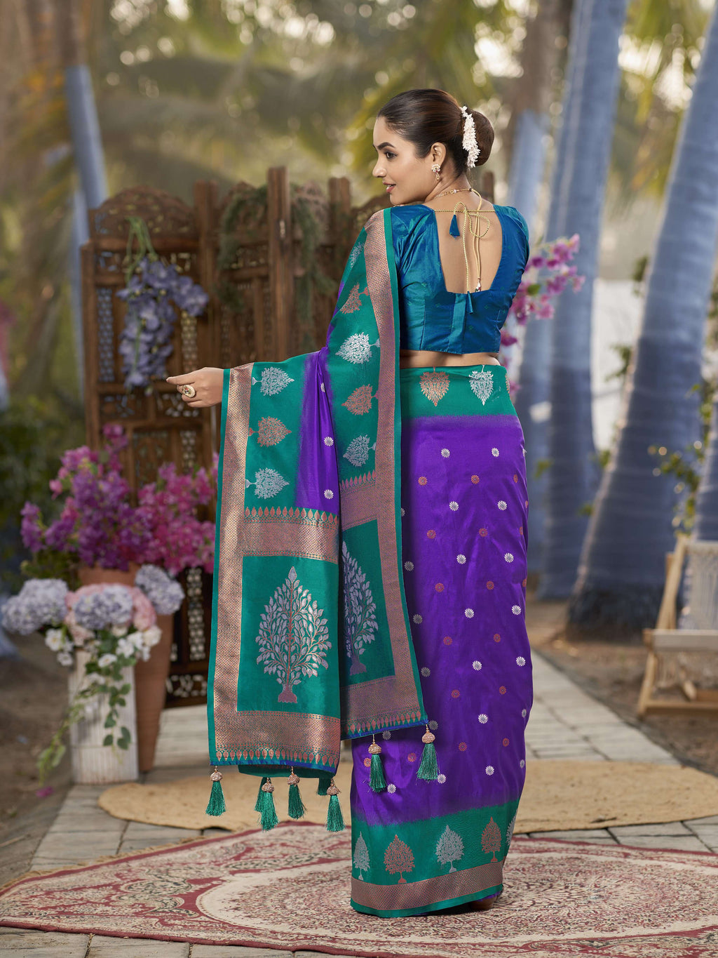 MANOHARI Banarasi Silk Blend Jacquard Work Saree - Purple | Grocsy