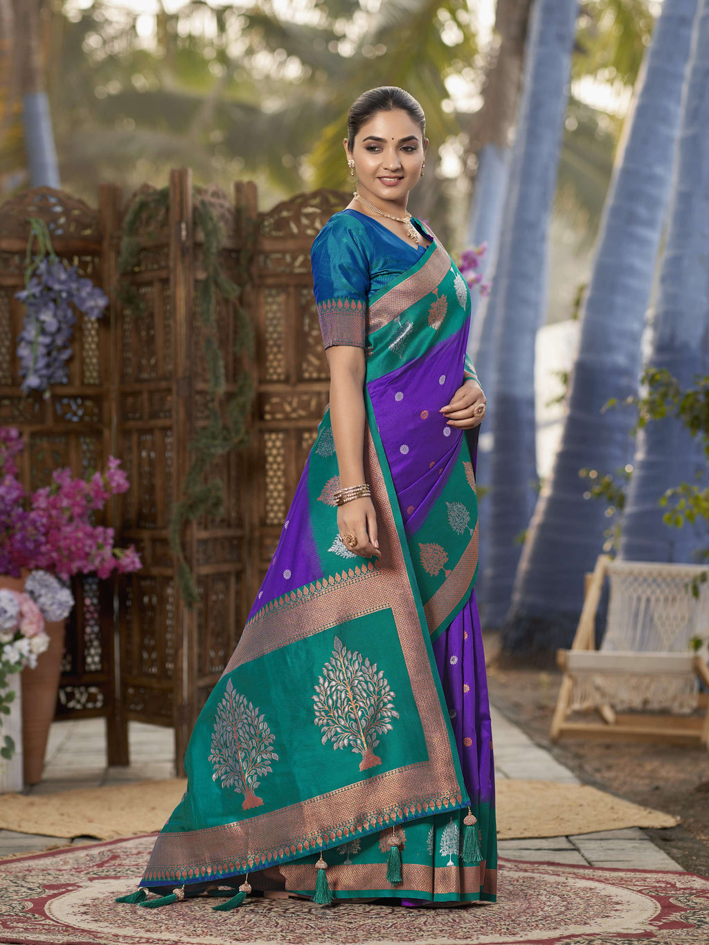 MANOHARI Banarasi Silk Blend Jacquard Work Saree - Purple | Grocsy