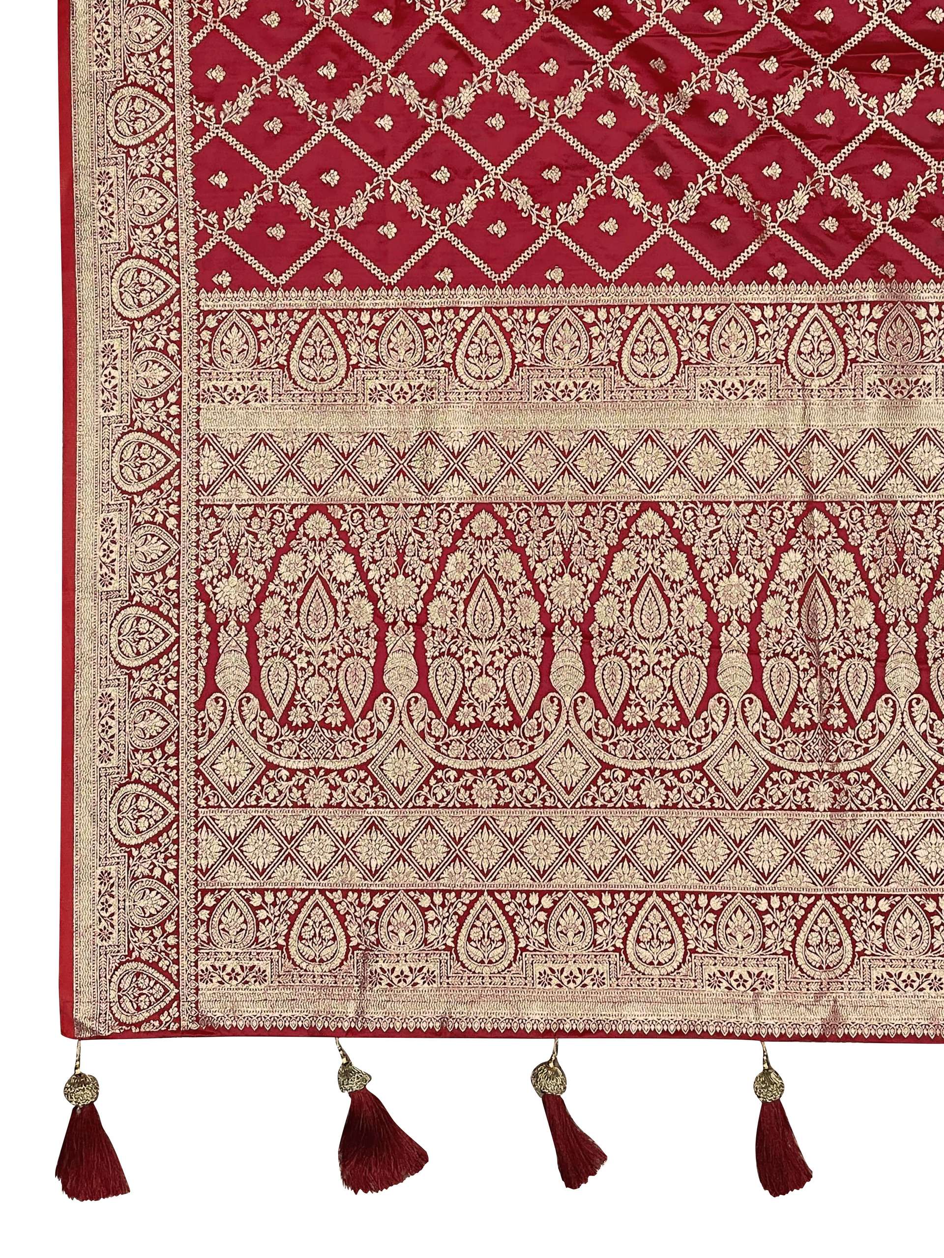 MANOHARI Banarasi Silk Blend Jacquard Work Saree - Red | Grocsy