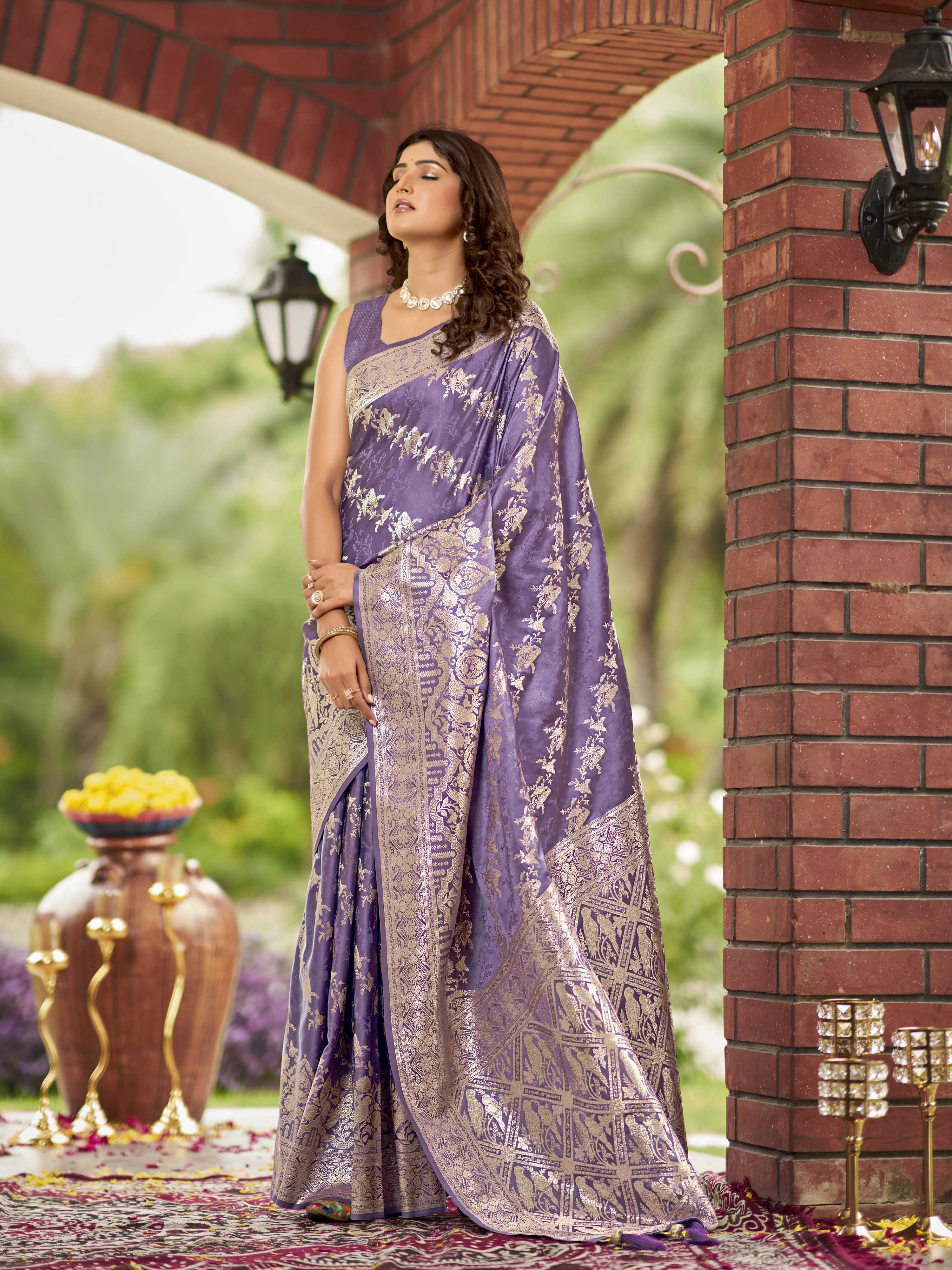 MANOHARI Banarasi Silk Blend Jacquard Work Saree - Purple | Grocsy