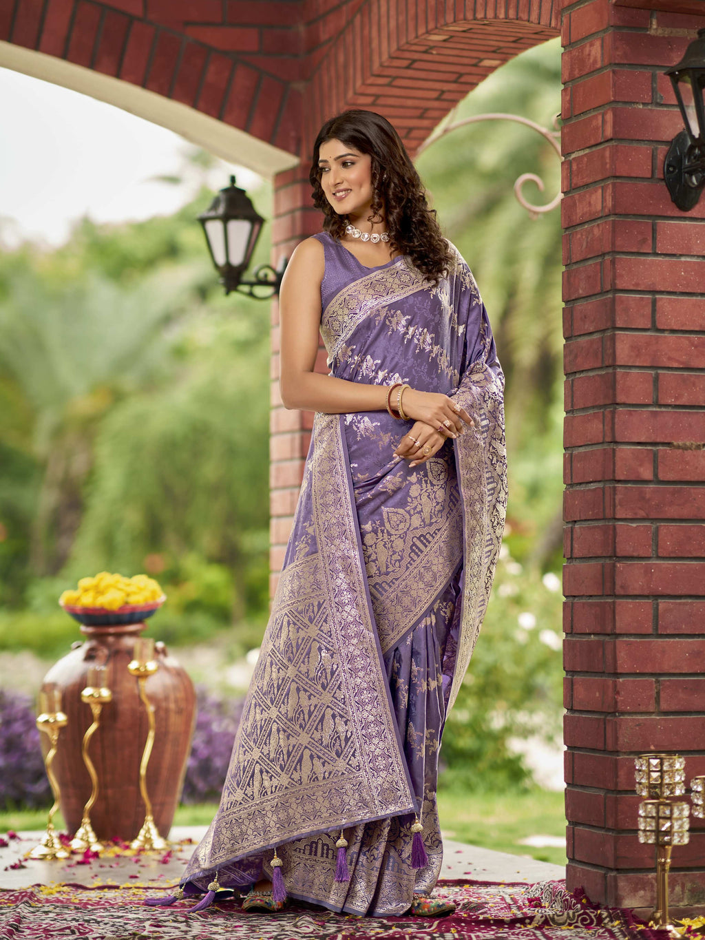 MANOHARI Banarasi Silk Blend Jacquard Work Saree - Purple | Grocsy