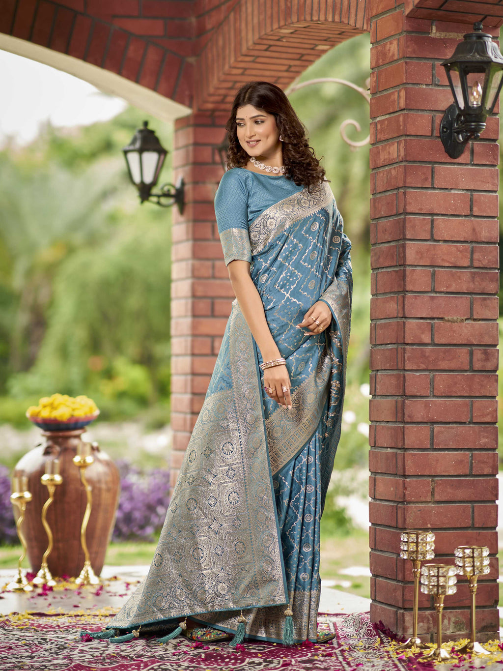 MANOHARI Banarasi Silk Blend Jacquard Work Saree - Blue | Grocsy