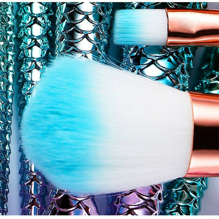 Favon Pack of 4 Professional Mermaid Shaped Makeup Brushes | Grocsy