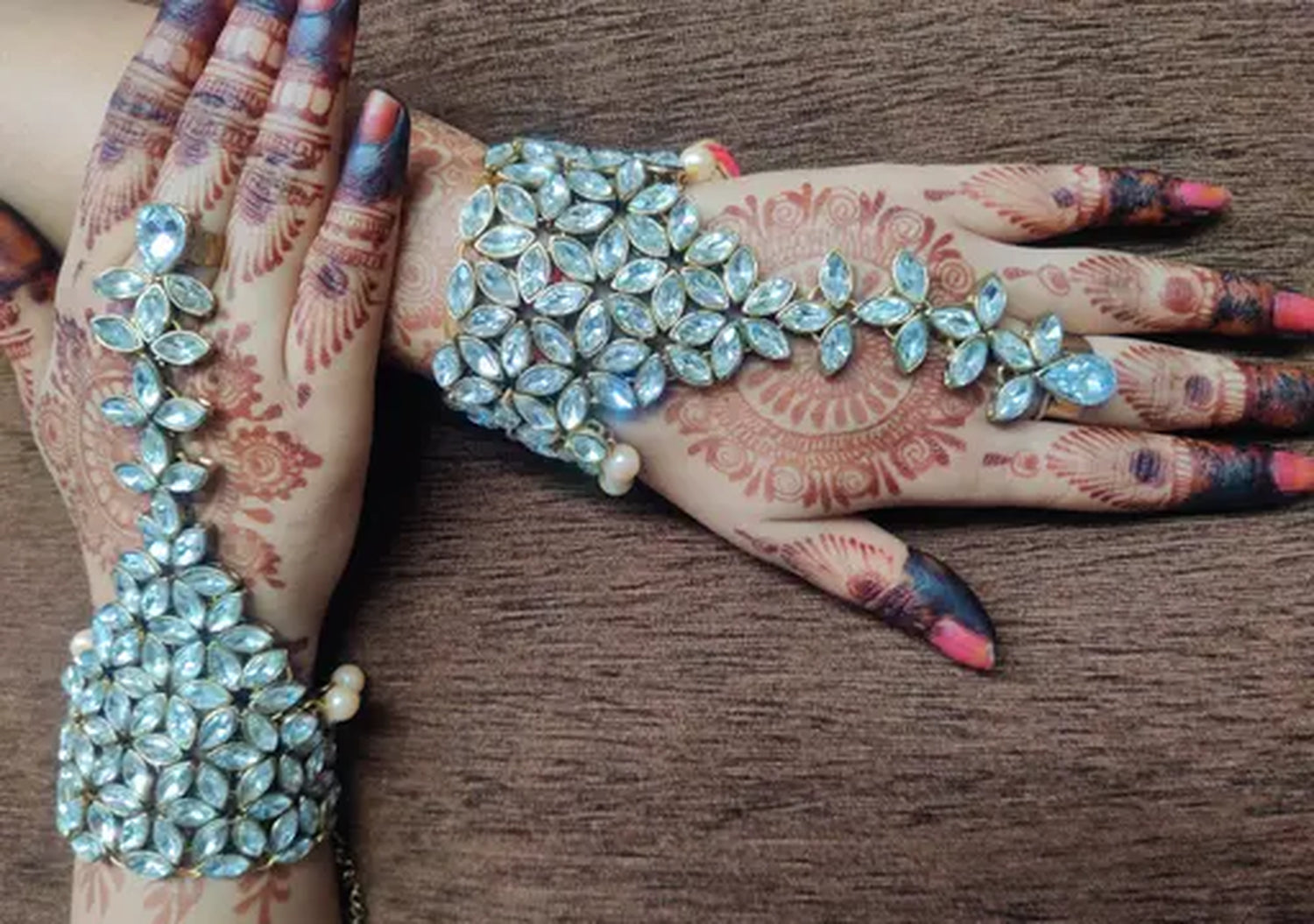 Jewel City Bridal Haath Phool Hand Jewelry - Crystal Stone Hand Harness - Traditional Indian Wedding Hand Chain - Kundan Hathphool | Grocsy
