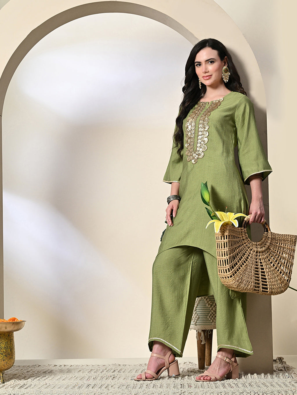 Myshka Women's Embroidered Keyhole Neck Bell Sleeves Kurta & Palazzos Sets in Green Color | Grocsy