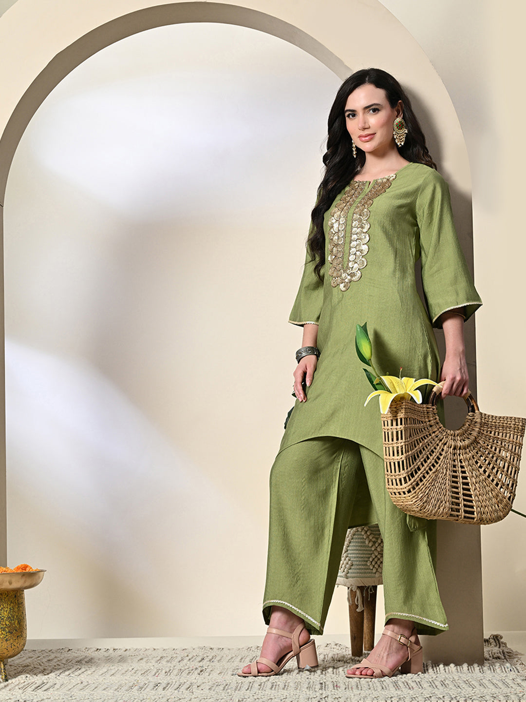 Myshka Women's Embroidered Keyhole Neck Bell Sleeves Kurta & Palazzos Sets in Green Color | Grocsy