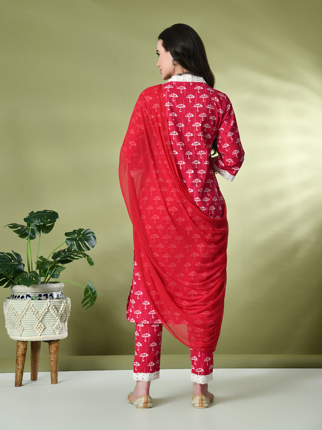 Myshka Women's Printed V-Neck Bell Sleeves Kurta & Trousers With Dupatta Sets in Pink Color | Grocsy