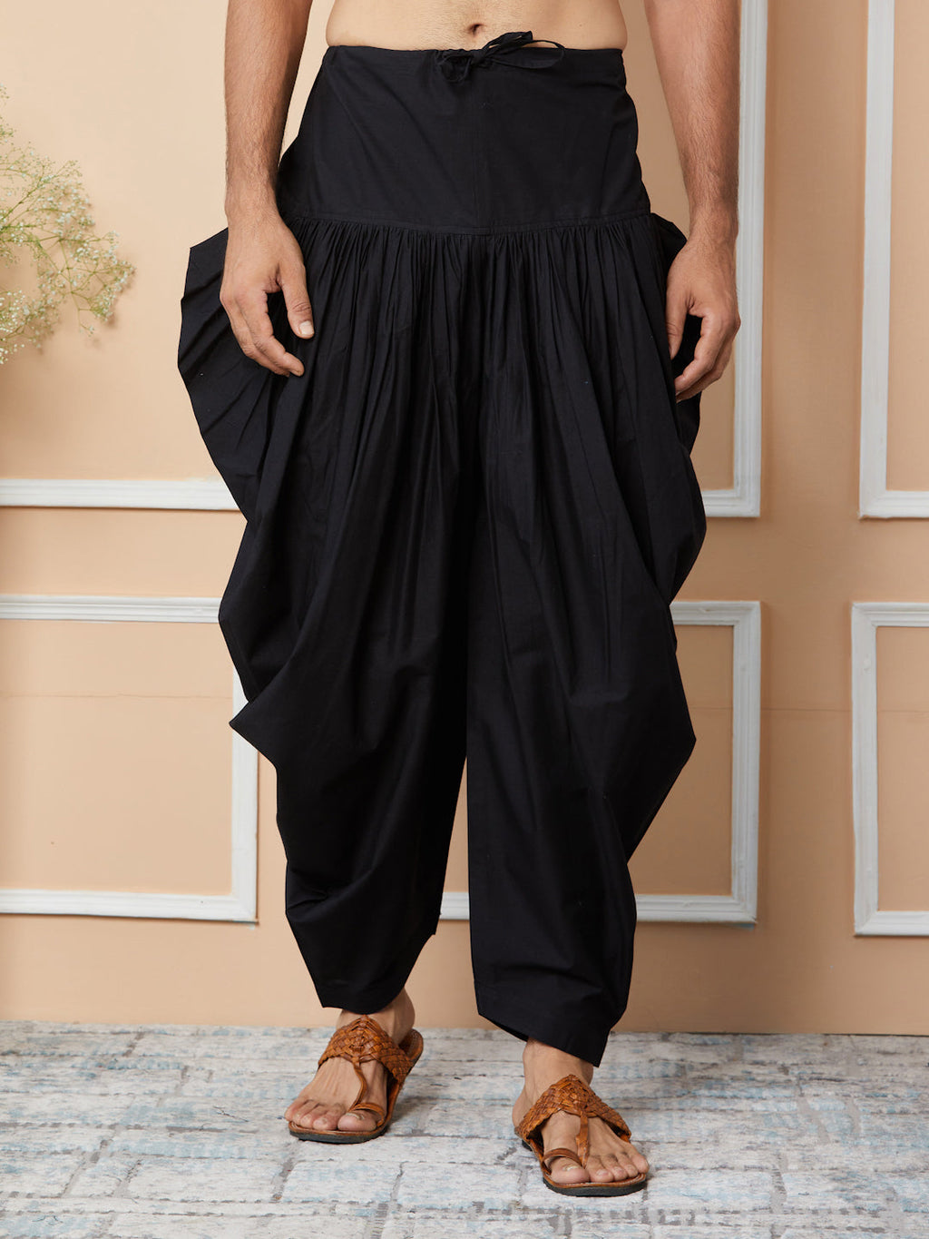 MULTI SHADES Black Mid Rise Loose Fit Pure Cotton Elasticated Solid Pleated Dhoti (Salwar) | Grocsy