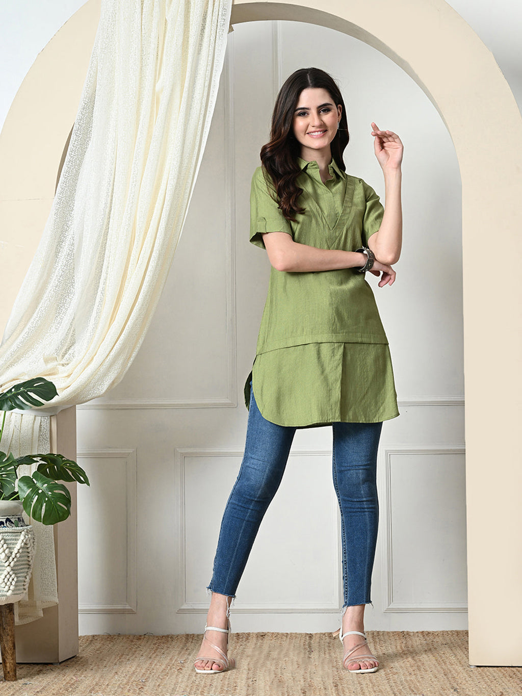 Myshka Women's Solid A-Line Collared Neck Casual Tunic In Green Color | Grocsy