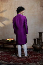 Falling Raw Silk Purple Mayura Cham Set By Hilo Design | Grocsy
