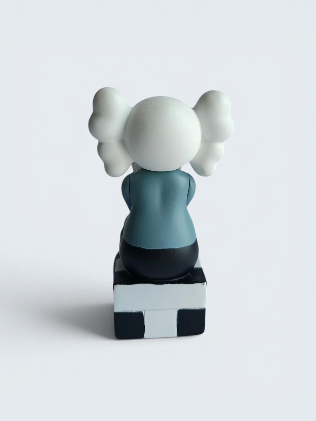 Sun Mun Decors KAWS-Inspired Companion Figure - Passing Through | Grocsy