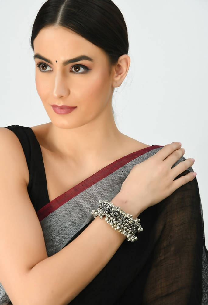 Mominos Fashion Kamal Johar Ghungroo Handcraft Bracelet | Grocsy