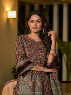 Yufta Maroon Floral Print Piping On Yoke Pakistani Style Kurta With Trousers And Dupatta Set | Grocsy