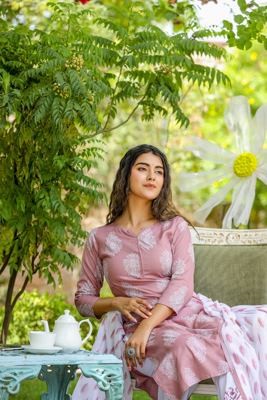 Yufta Mauve & Off White Printed Dupatta Set | Grocsy