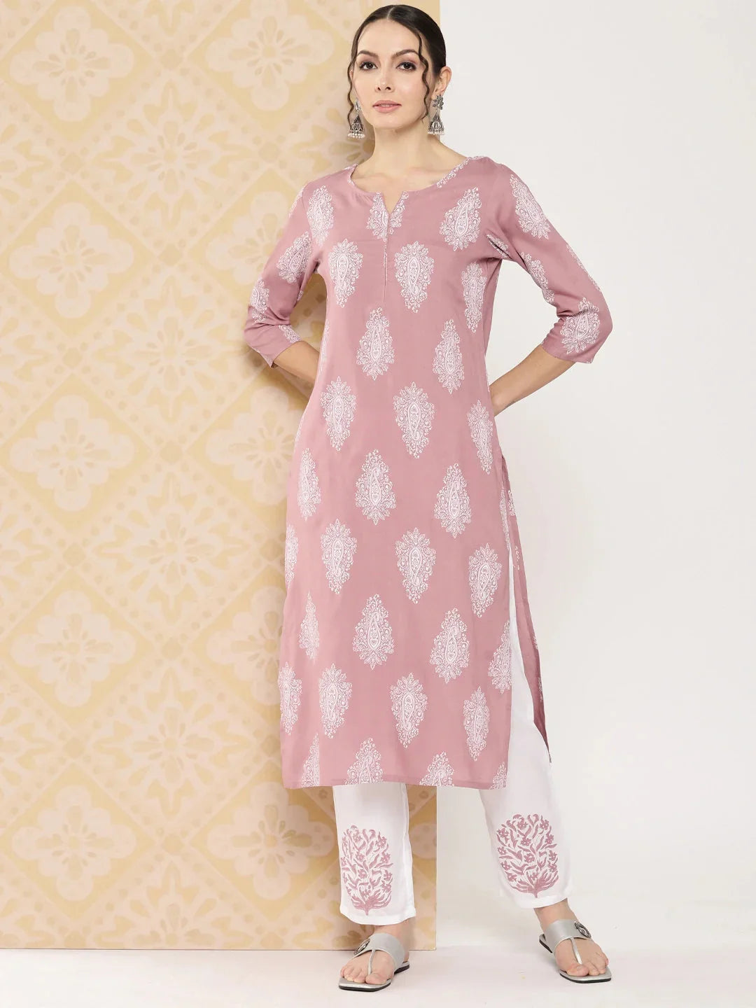 Yufta Mauve Women Ethnic Motifs Printed Regular Kurta with Trousers | Grocsy