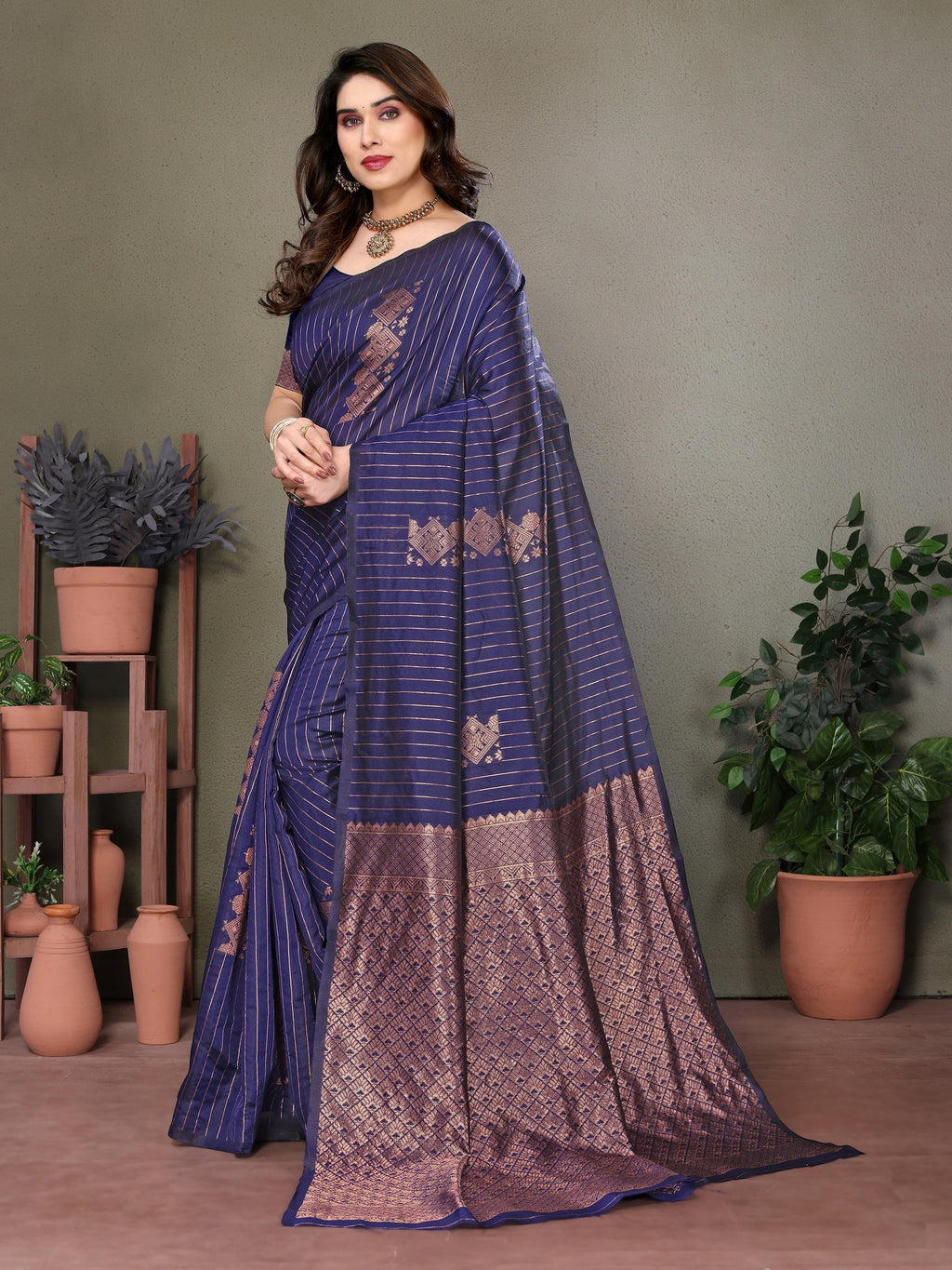 Vedant Vastram Litchi Silk Banarasi Silk Saree - Navy | Grocsy