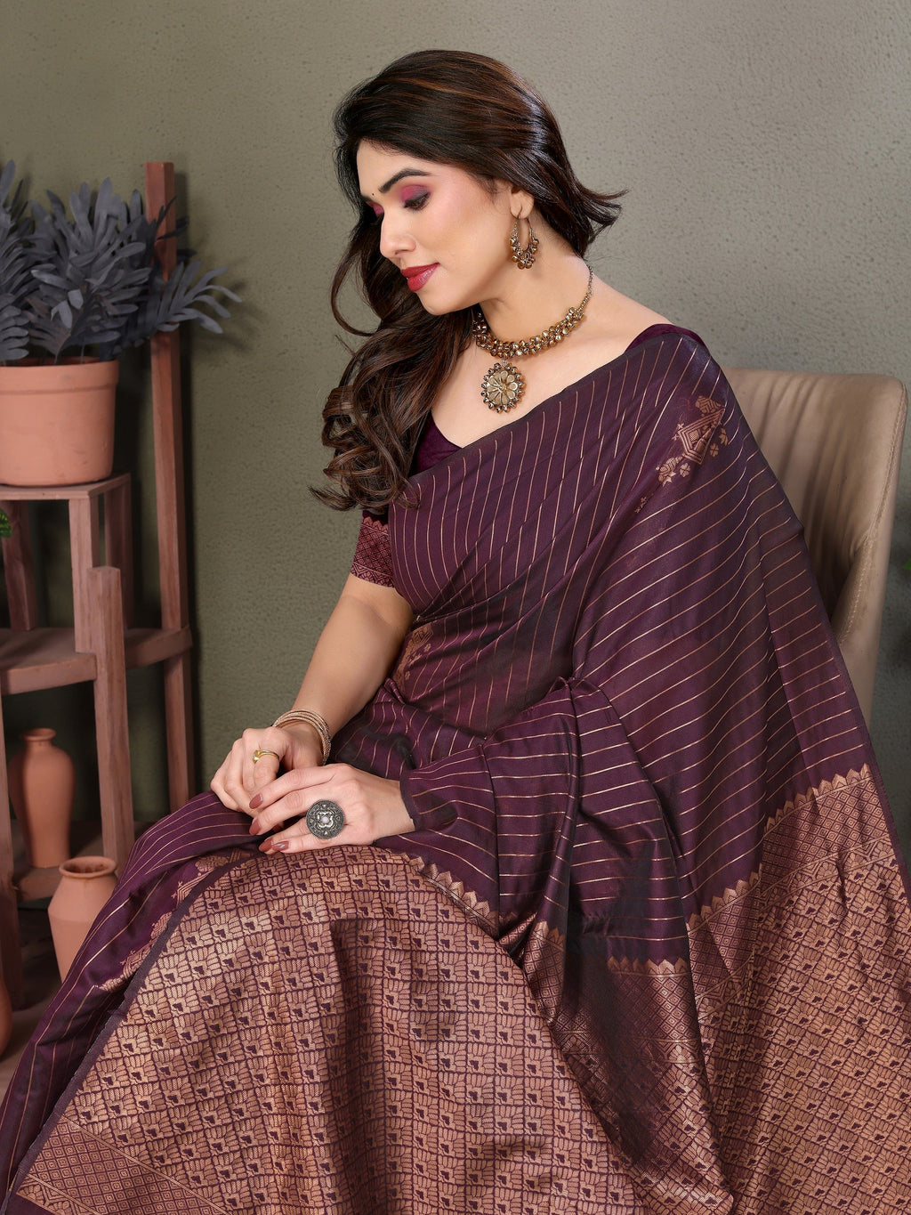 Vedant Vastram Litchi Silk Banarasi Silk Saree - Wine | Grocsy