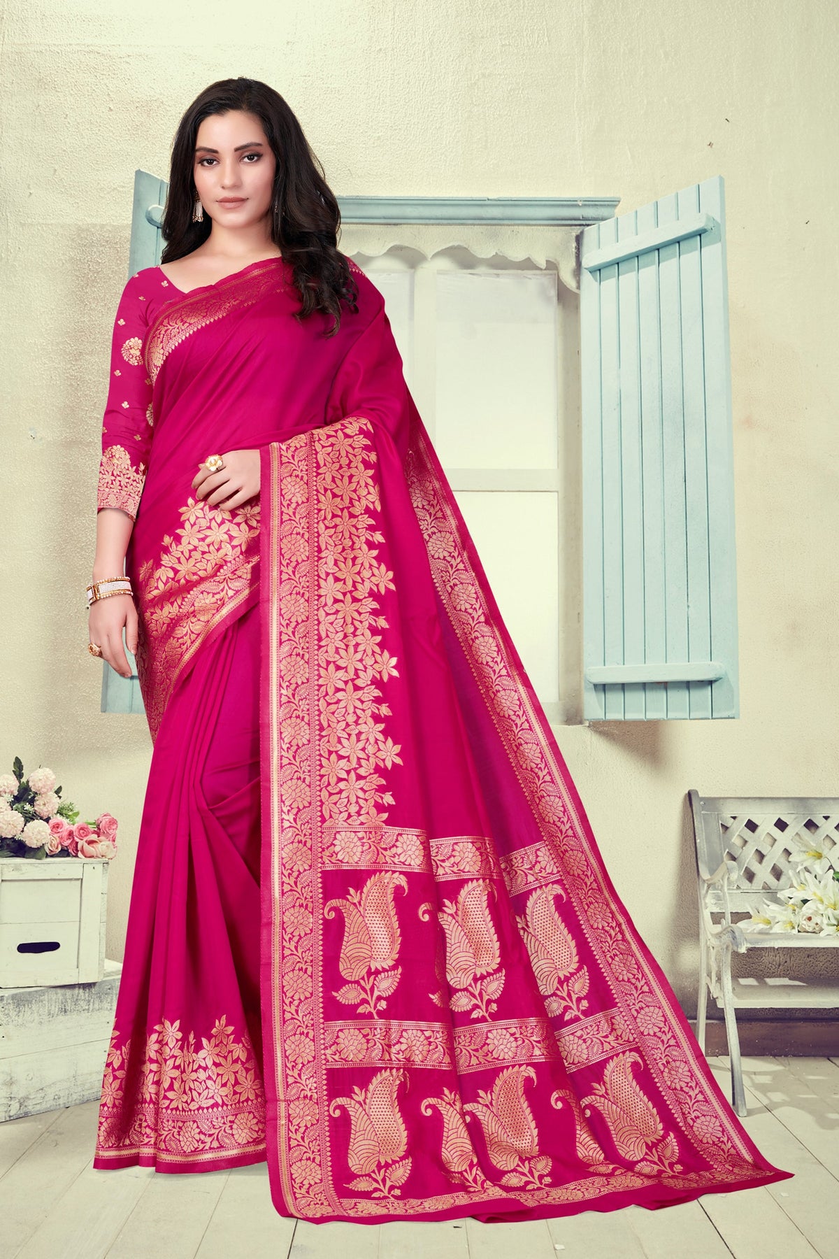 Vedant Vastram Litchi Silk Designer Banarasi Saree - Magenta | Grocsy