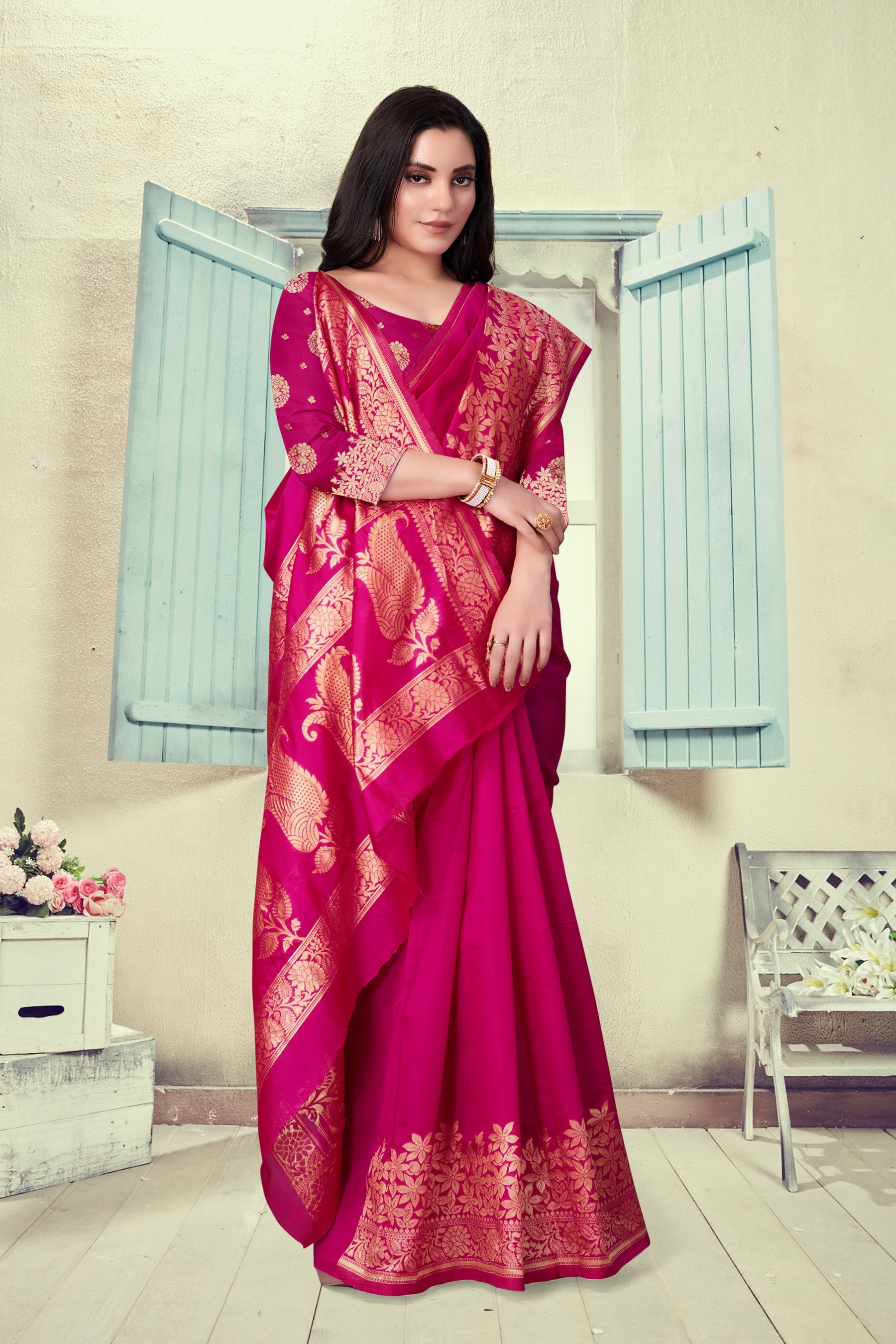 Vedant Vastram Litchi Silk Designer Banarasi Saree - Magenta | Grocsy
