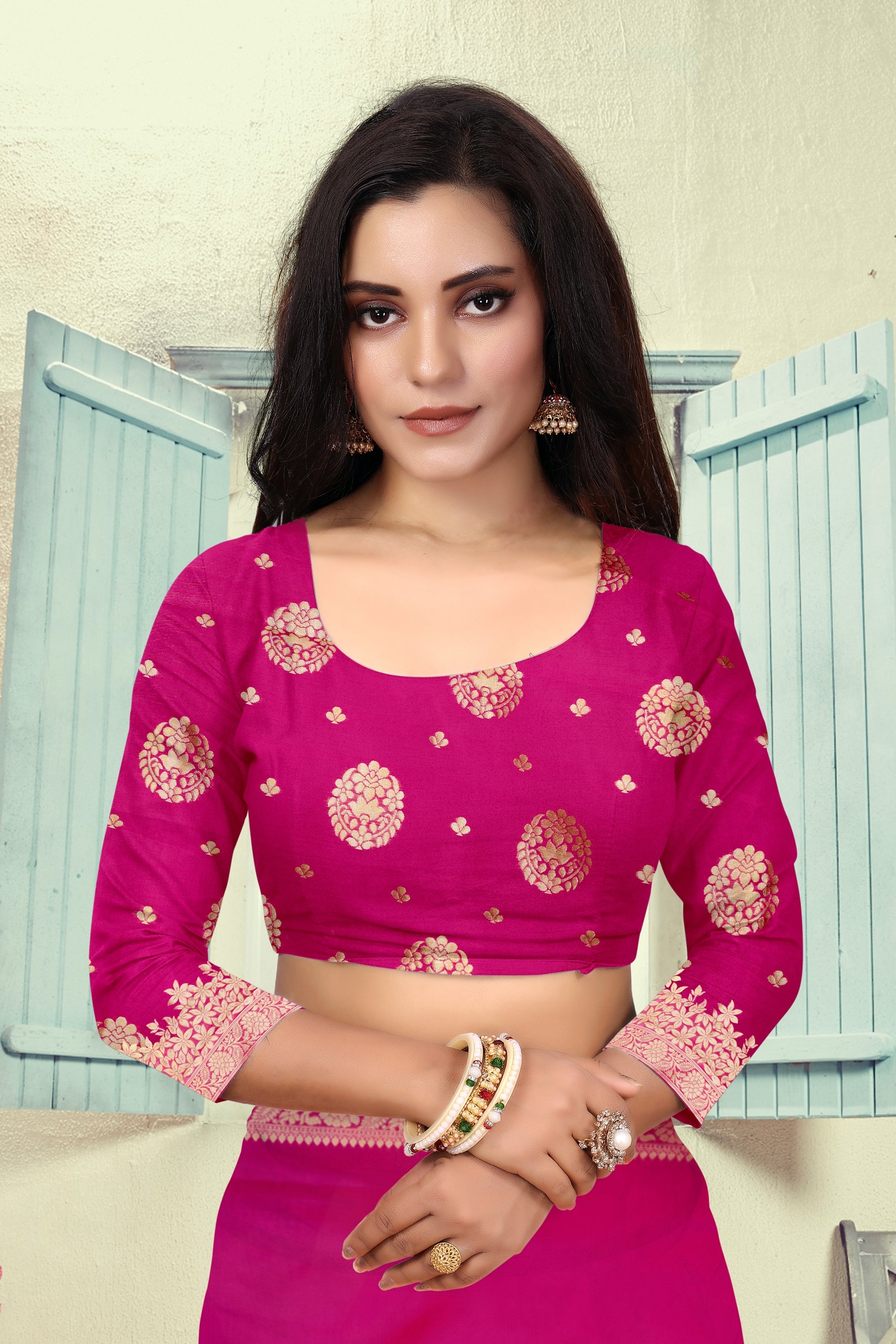 Vedant Vastram Litchi Silk Designer Banarasi Saree - Magenta | Grocsy