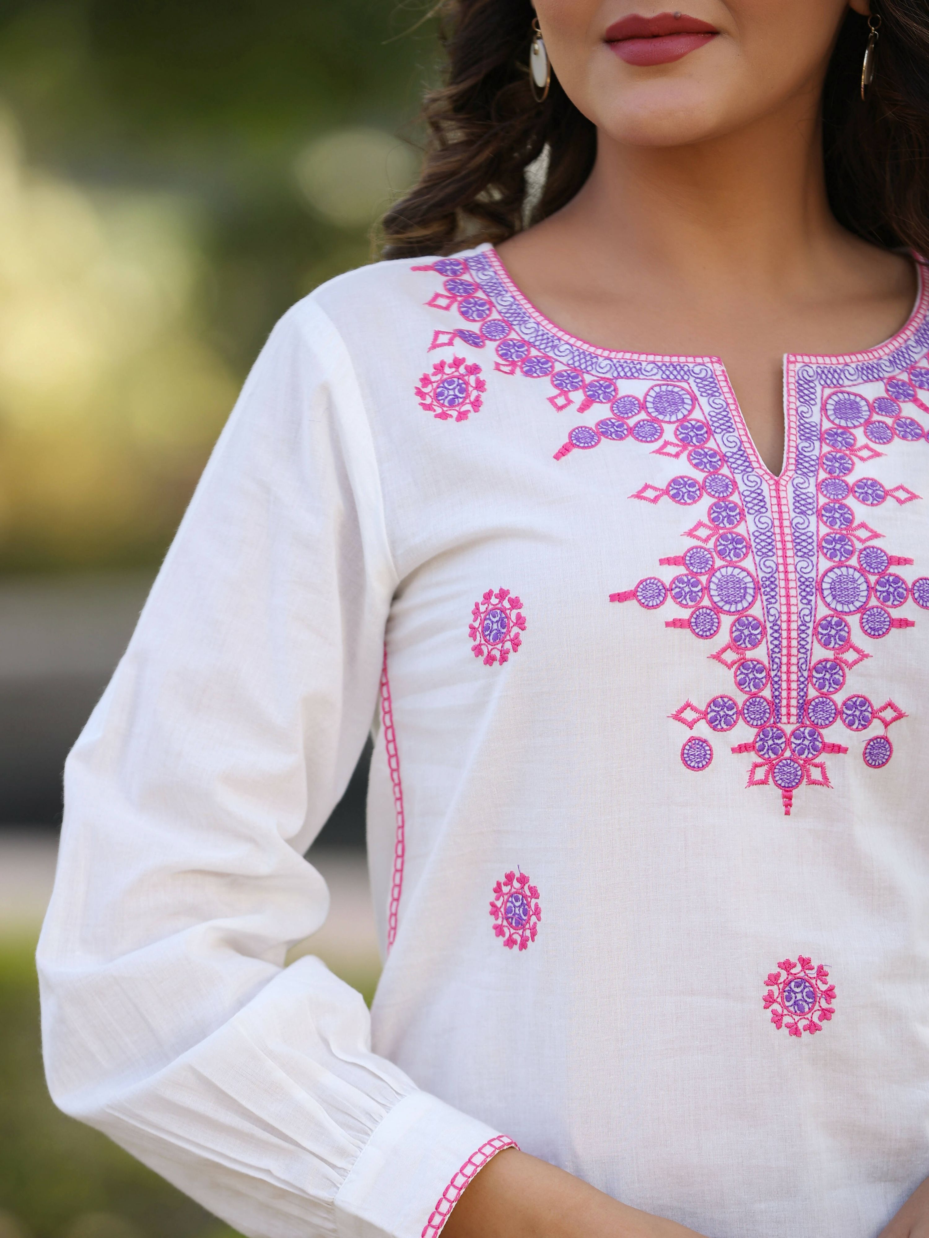 Juniper Women's Off-White Cambric Solid Embroidered Tunic | Grocsy