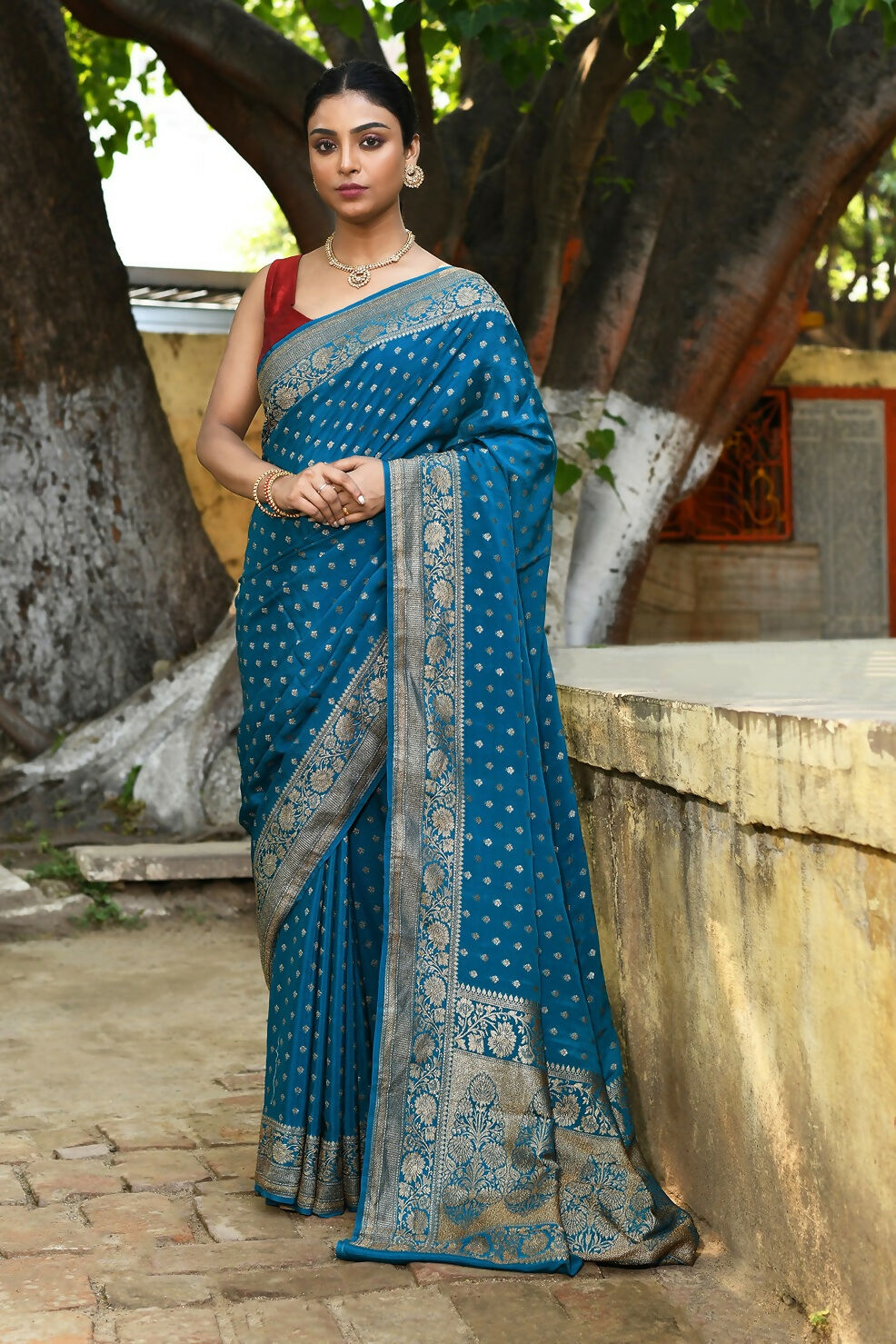 Joban Fashion Peacock Crepe Chiffon Pure Handloom Banarasi Silk Saree | Grocsy