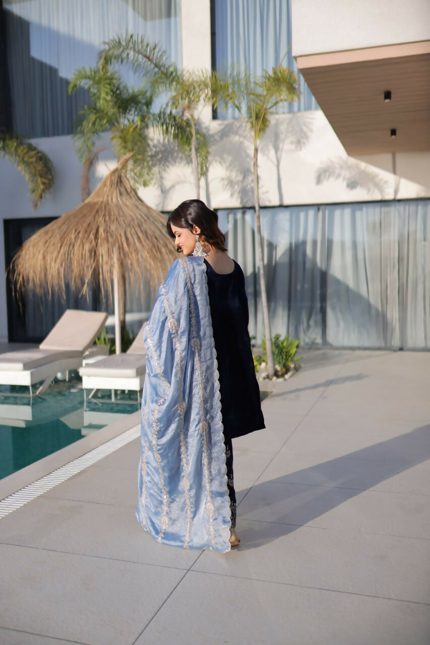 Teeya Creation Womens New Fancy Velvet With Rich Zari Embroidered Work Kurta Set | Grocsy
