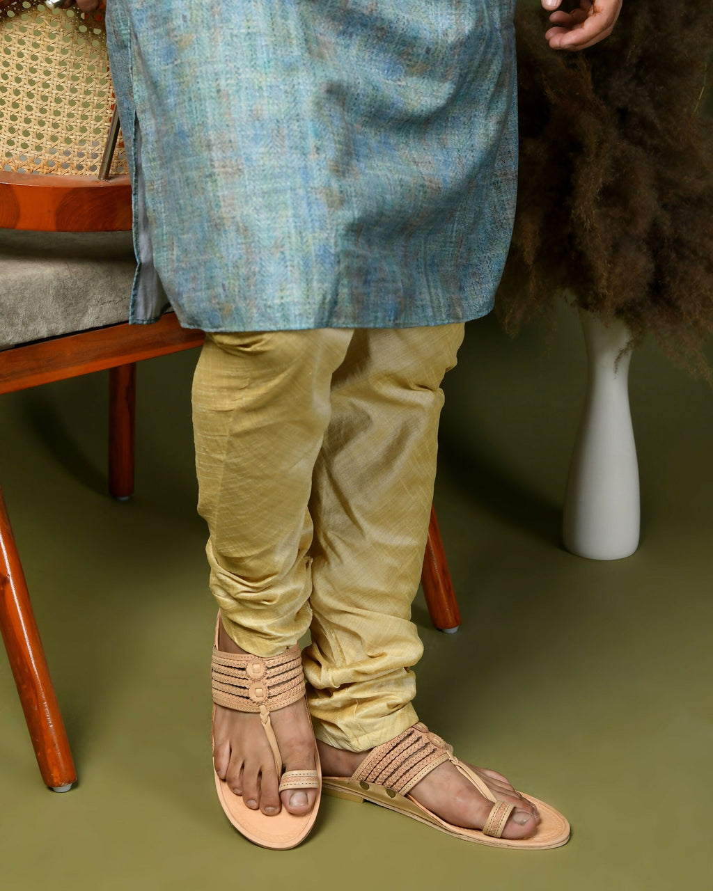 Stepsoft Men'S Natural Kolhapuri Chappal | Original Handcrafted Leather Ethnic Slippers | Grocsy