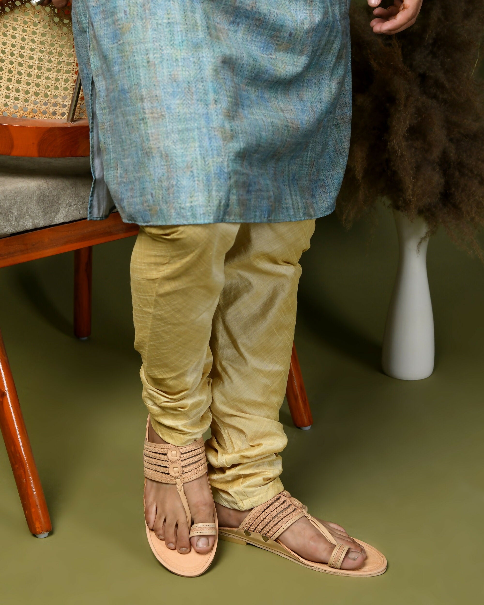 Stepsoft Men'S Natural Kolhapuri Chappal | Original Handcrafted Leather Ethnic Slippers | Grocsy