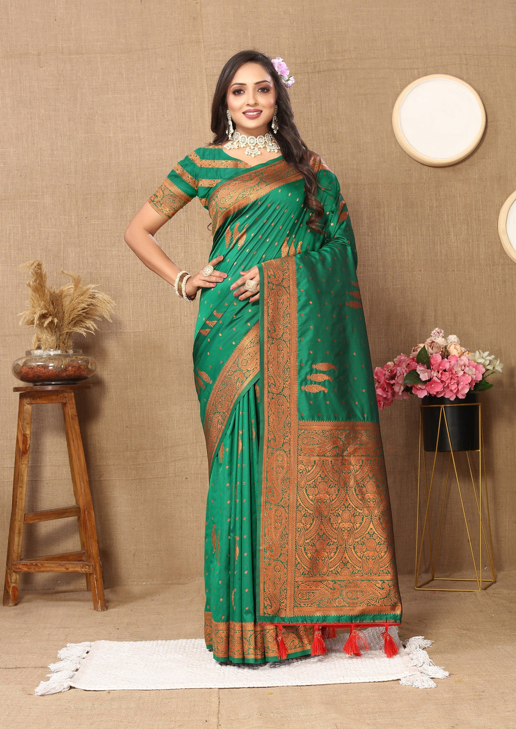 Vedant Vastram Green Color Banarasi Silk Saree - Green | Grocsy