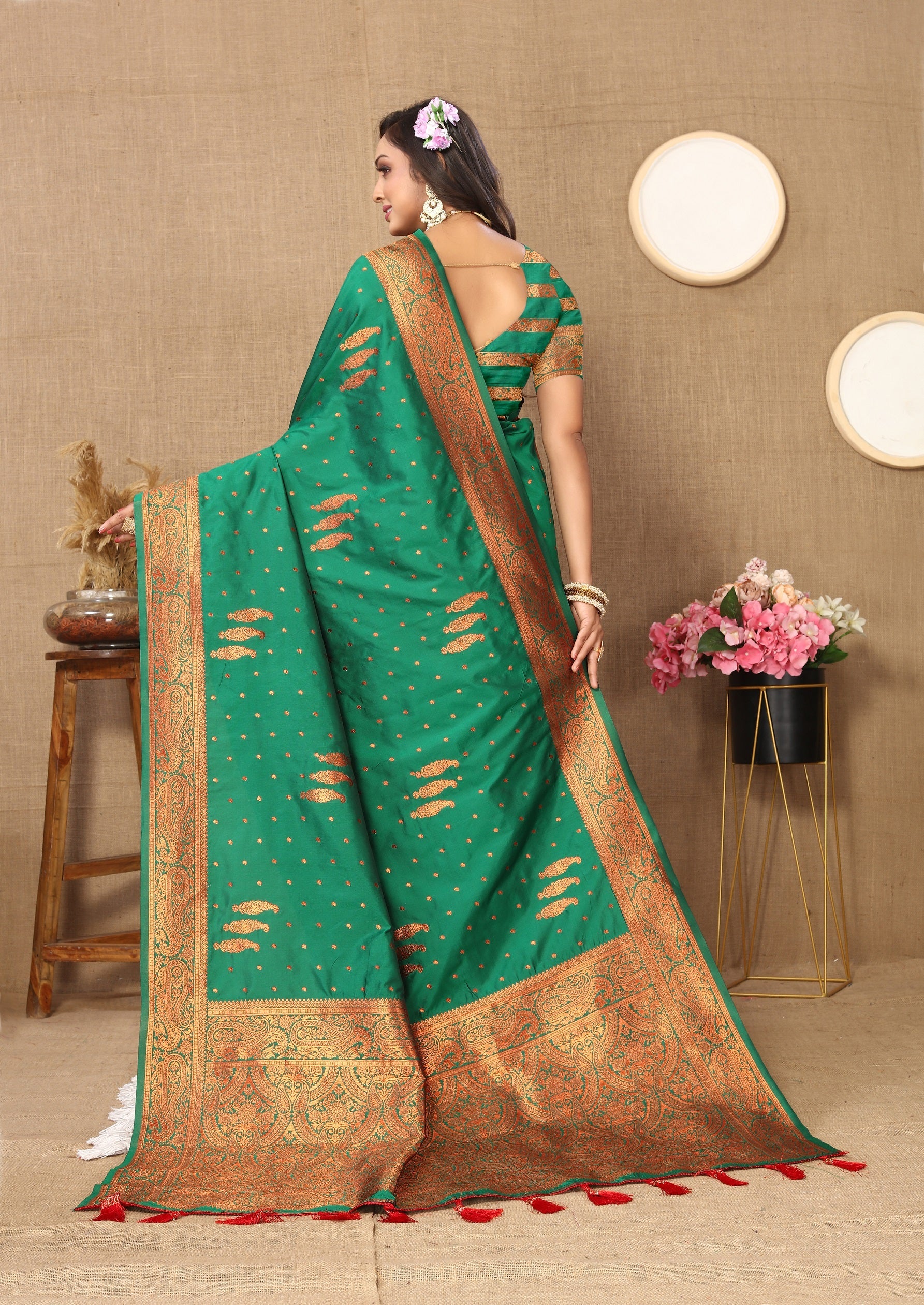 Vedant Vastram Green Color Banarasi Silk Saree - Green | Grocsy