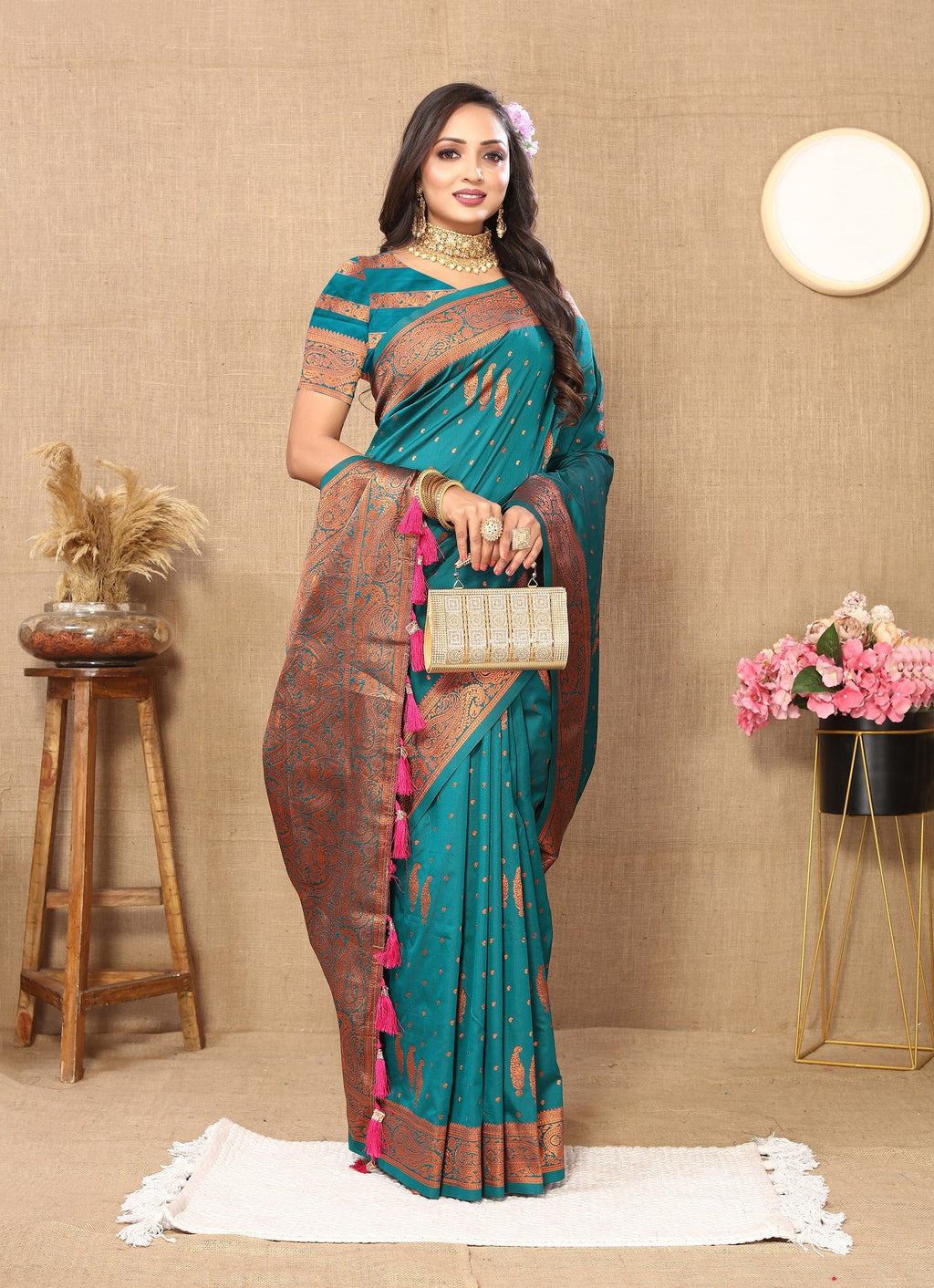 Vedant Vastram See Green Color Banarasi Silk Saree - See Green | Grocsy