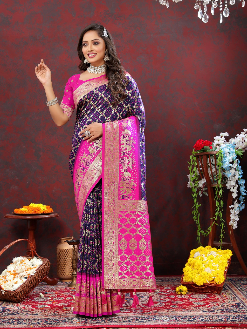 Vedant Vastram Violet Color Kanjeevaram Patola Silk Saree - Violet | Grocsy