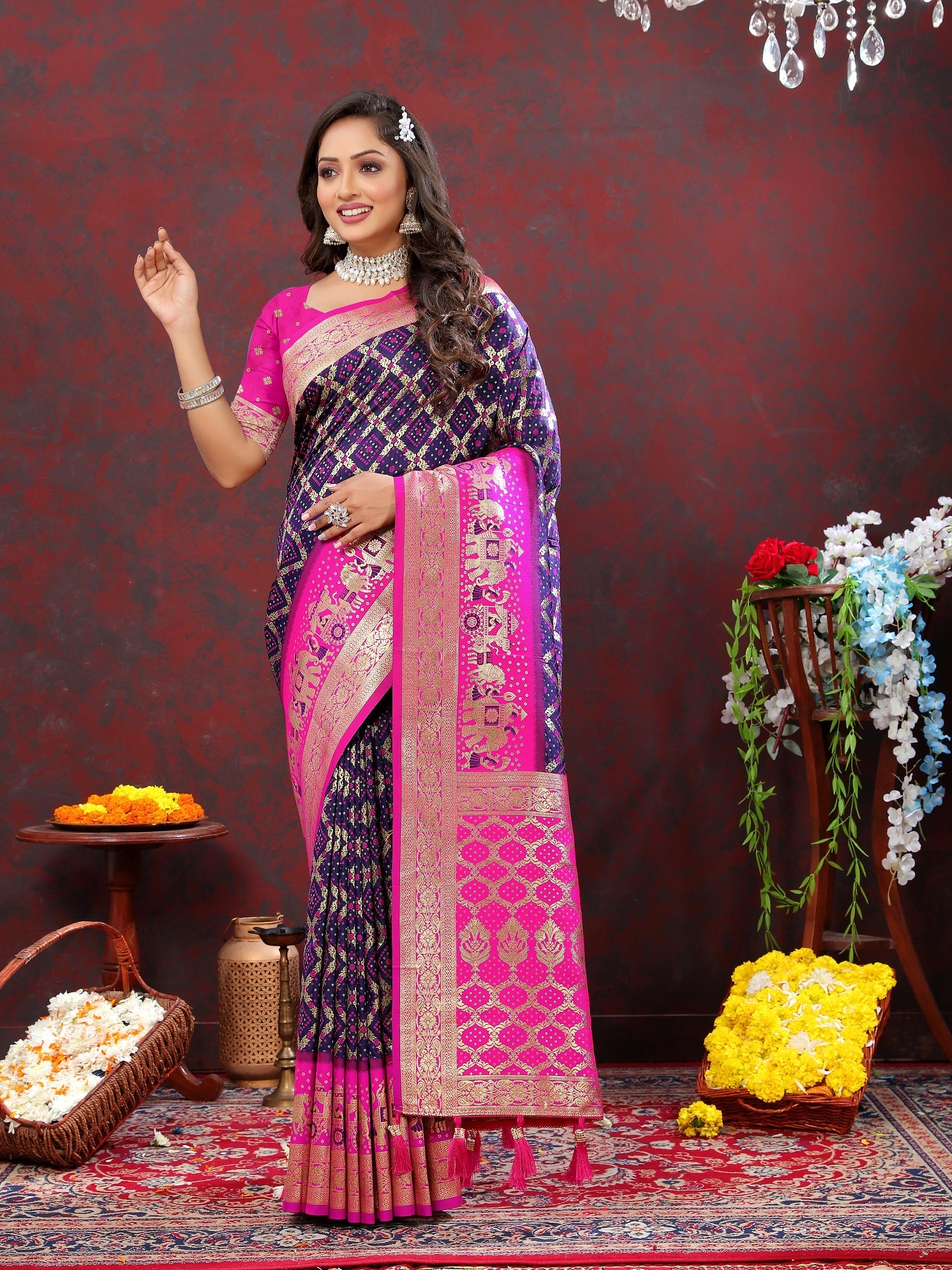 Vedant Vastram Violet Color Kanjeevaram Patola Silk Saree - Violet | Grocsy