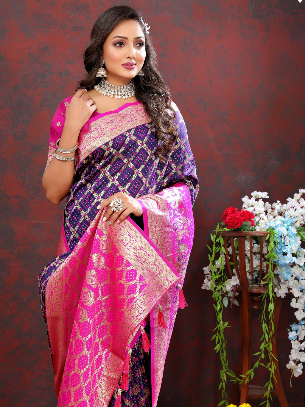 Vedant Vastram Violet Color Kanjeevaram Patola Silk Saree - Violet | Grocsy