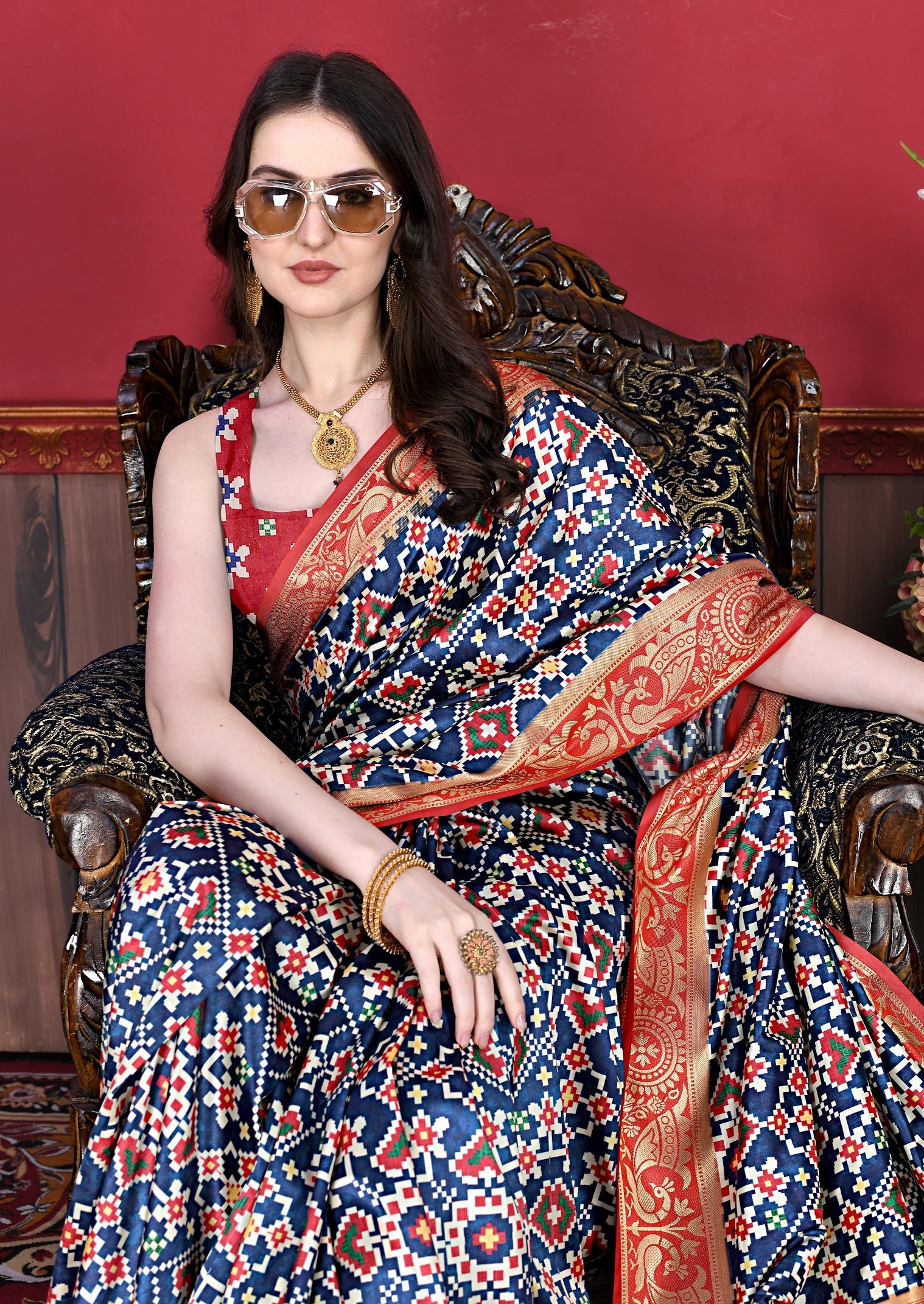 Vedant Vastram Navy Blue Color Kanjeevaram Silk Saree - Navy Blue | Grocsy