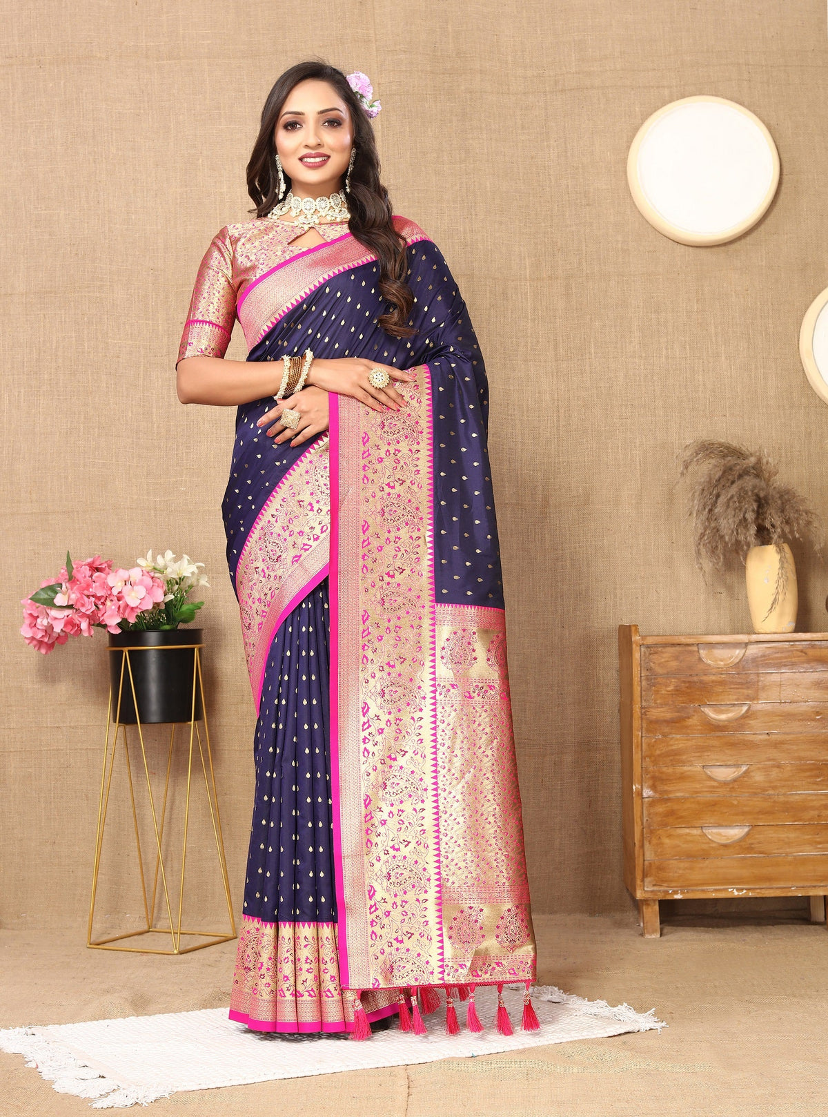 Vedant Vastram Navy Blue Color Kanjeevaram Silk Saree - Navy Blue | Grocsy