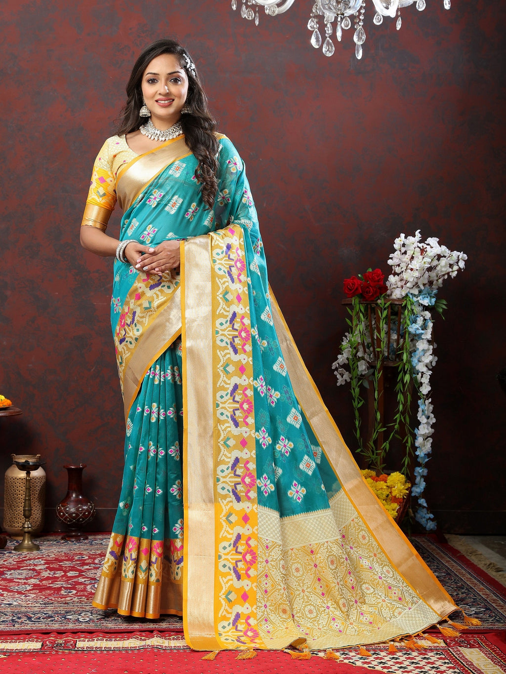 Vedant Vastram Rama Color Kanjeevaram Patola Silk Saree - Rama | Grocsy
