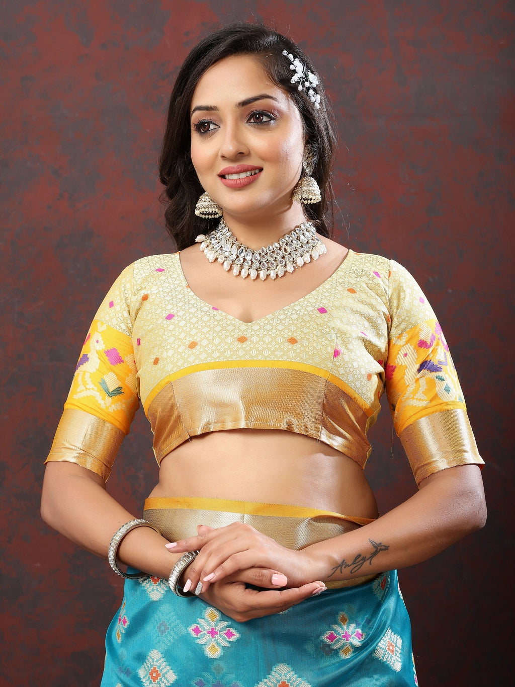 Vedant Vastram Rama Color Kanjeevaram Patola Silk Saree - Rama | Grocsy